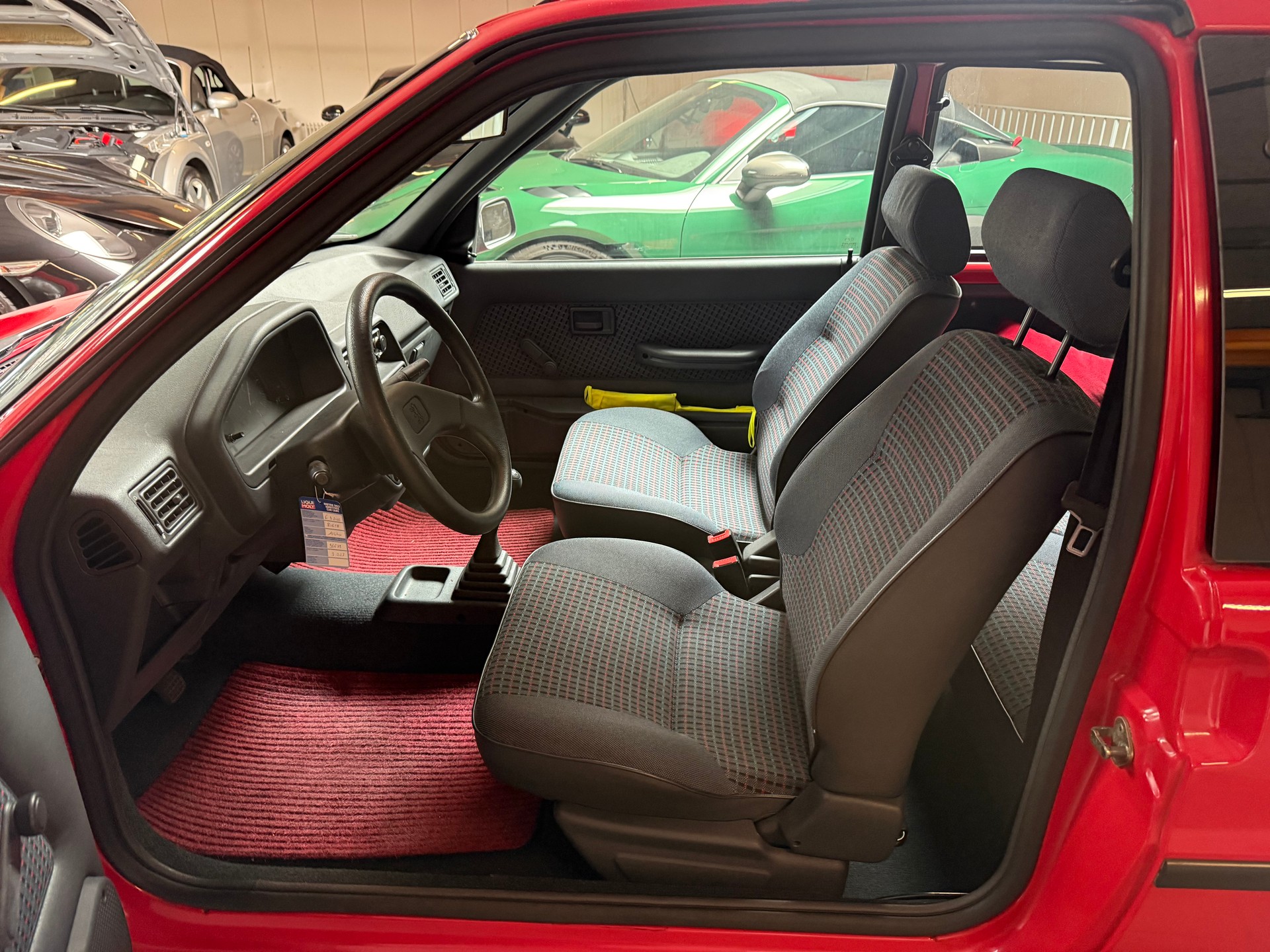 PEUGEOT 106 1.1 XR-image-11