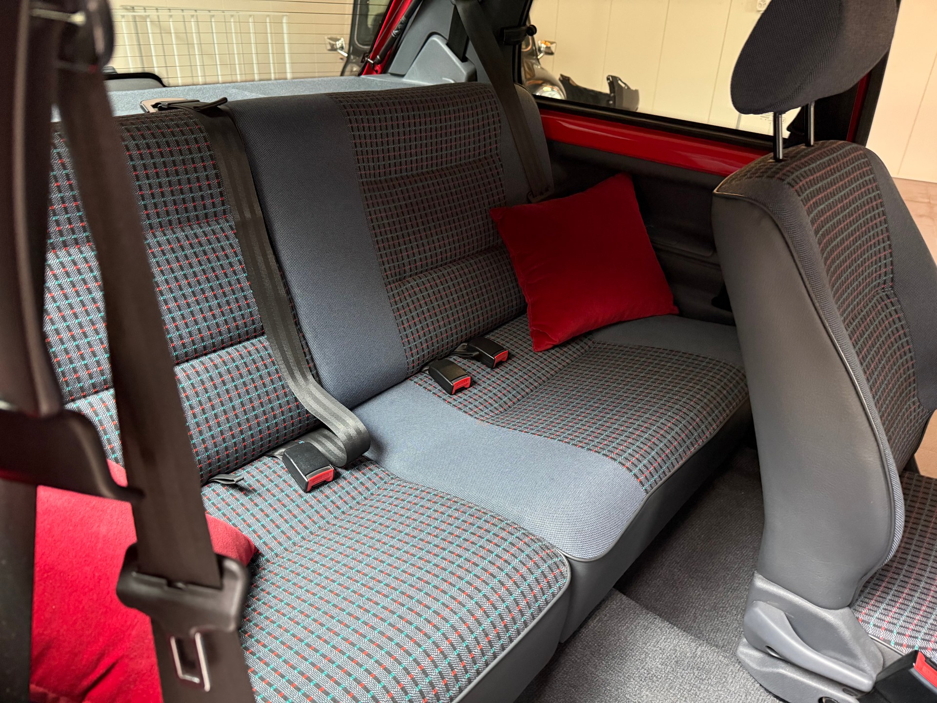 PEUGEOT 106 1.1 XR-image-15