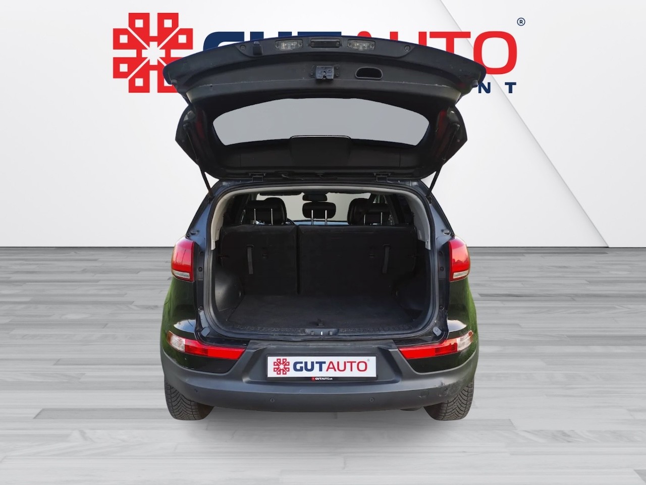 KIA Sportage 2.0 CRDi Style 4WD Automatic-image-7