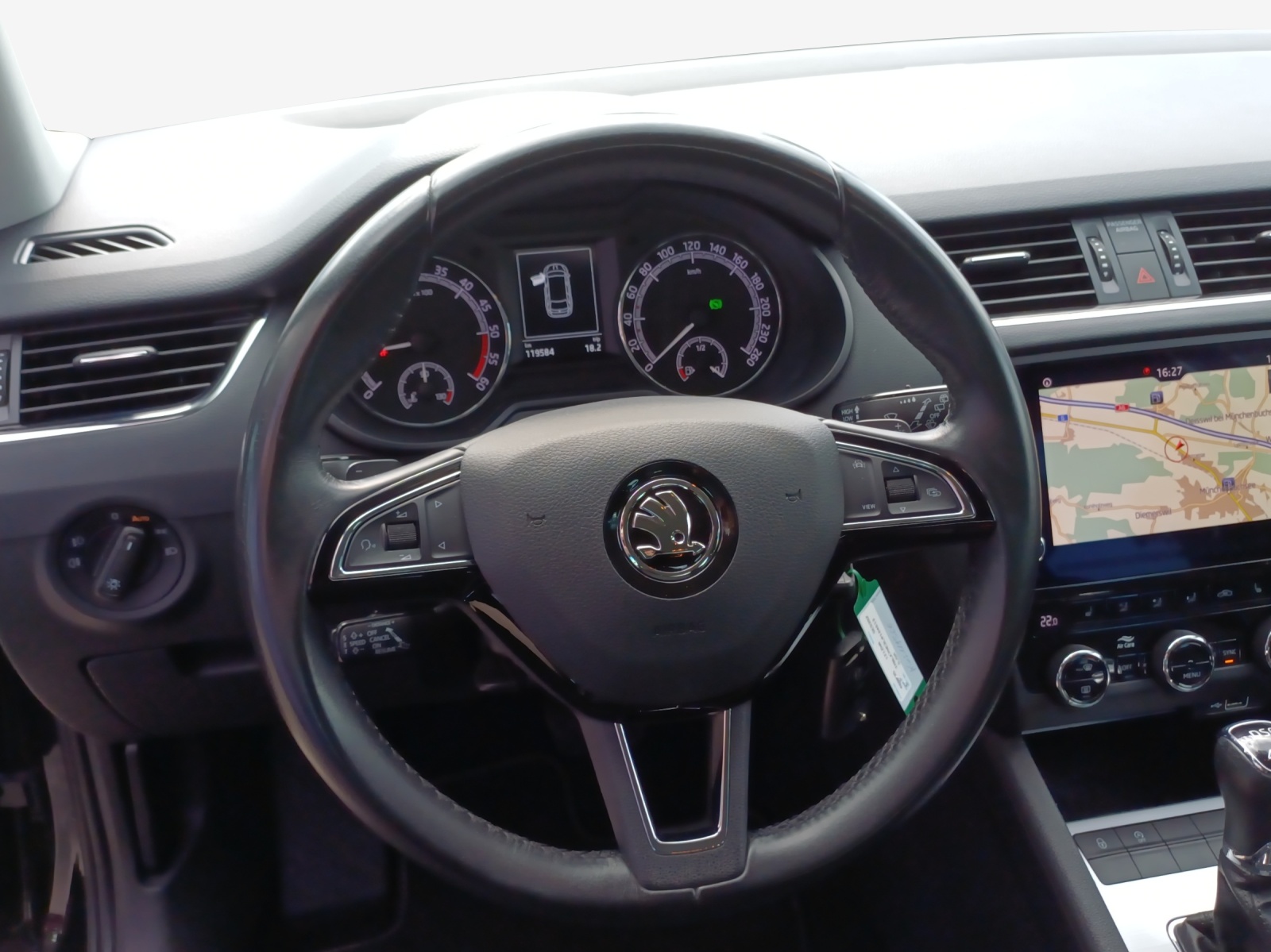 SKODA Octavia Combi 2.0 TDI Ambition 4x4 DSG-image-9