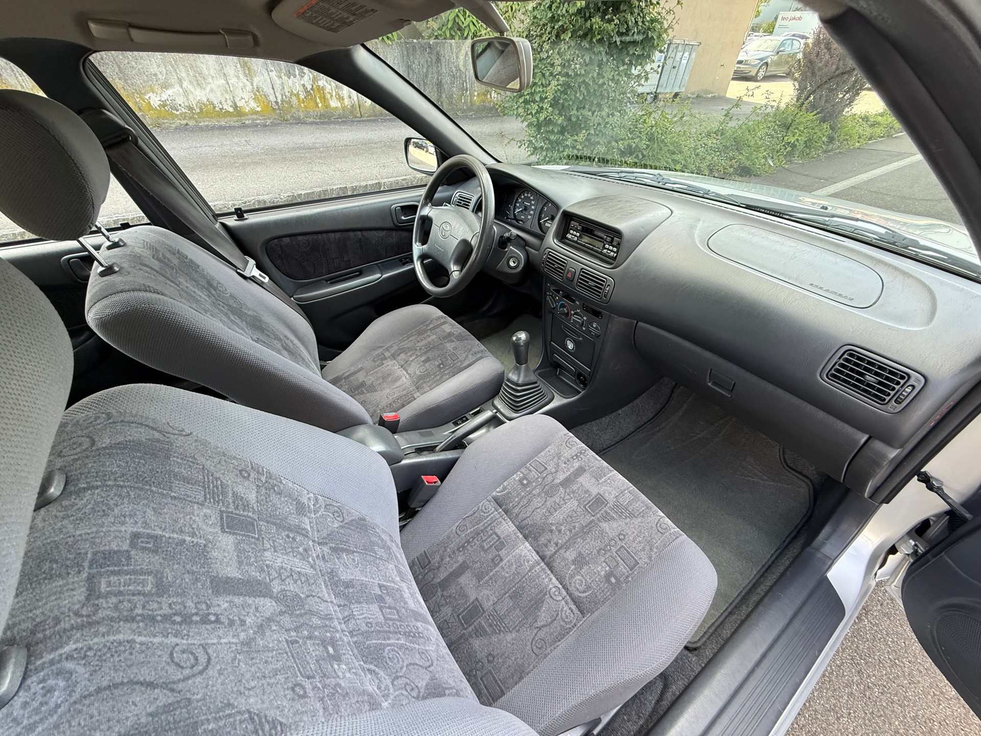 TOYOTA Corolla Sportswagon 1.8 Linea Terra X 4WD *Frisch ab MFK *Frisch ab Service *Klimaanlage *AHK 1400 Kg *Dachbox THULE-image-15