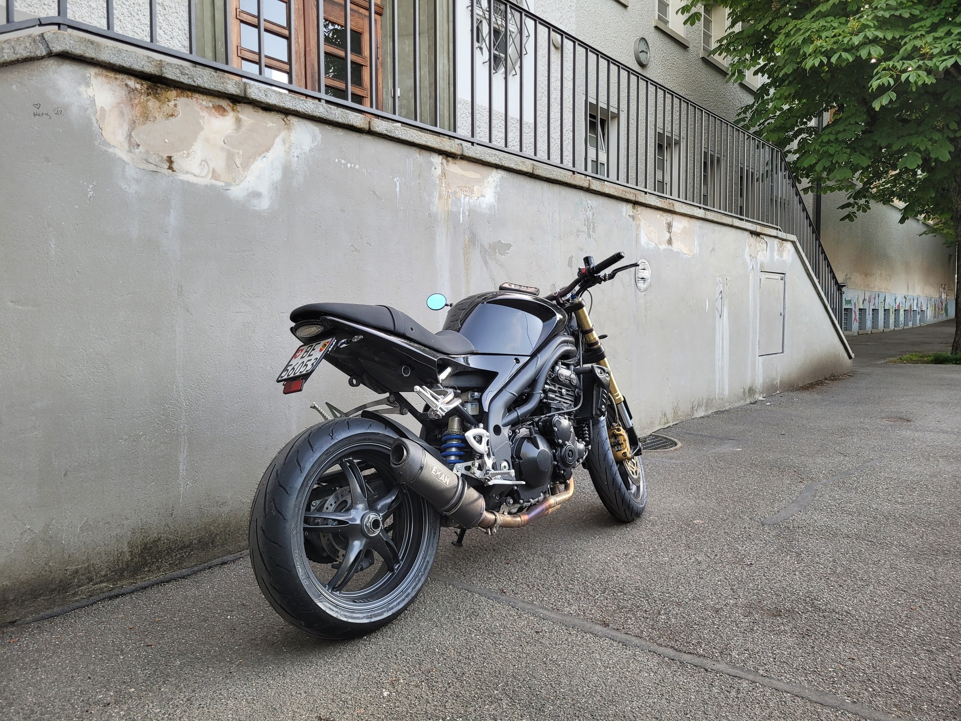 TRIUMPH Speed Triple 1050-image-1