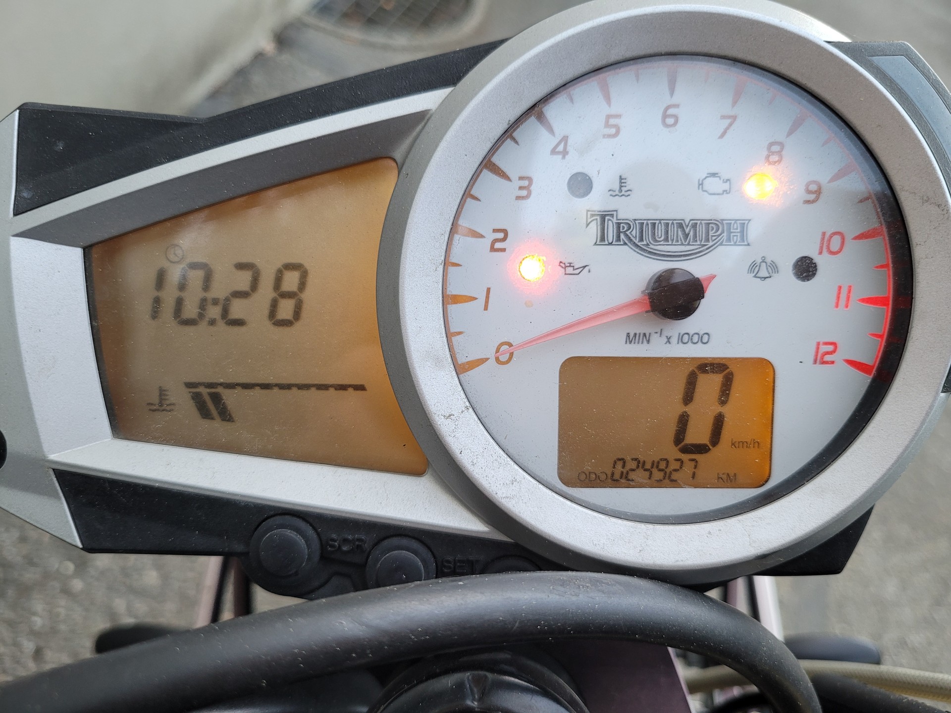 TRIUMPH Speed Triple 1050-image-4