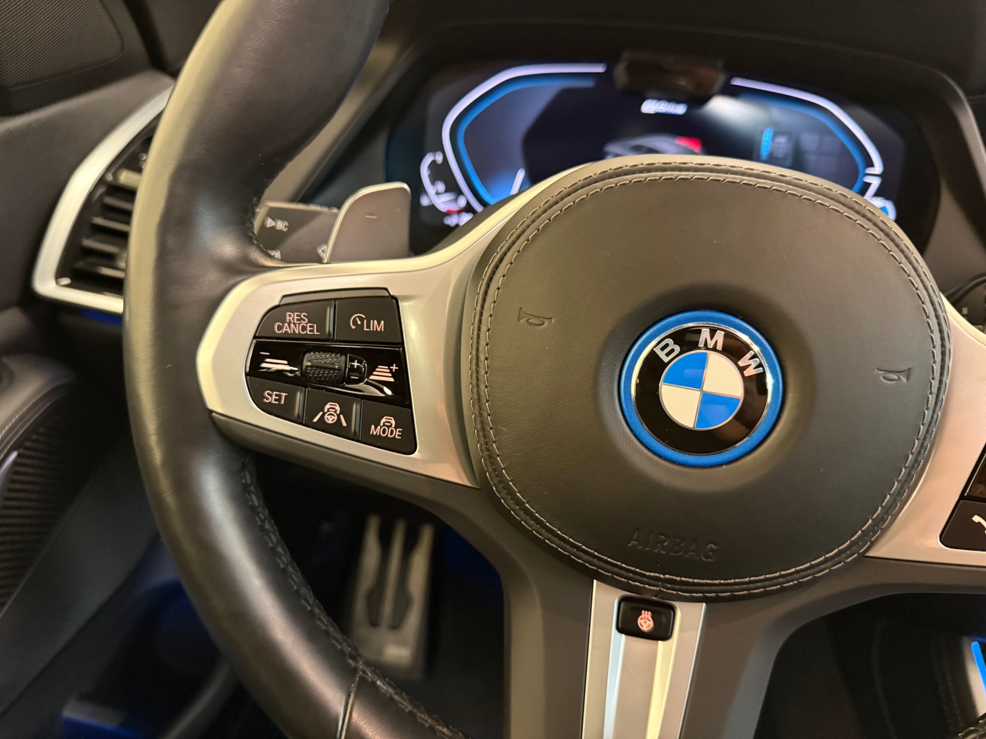 BMW X5 xDrive45e M Sport Steptronic-image-17