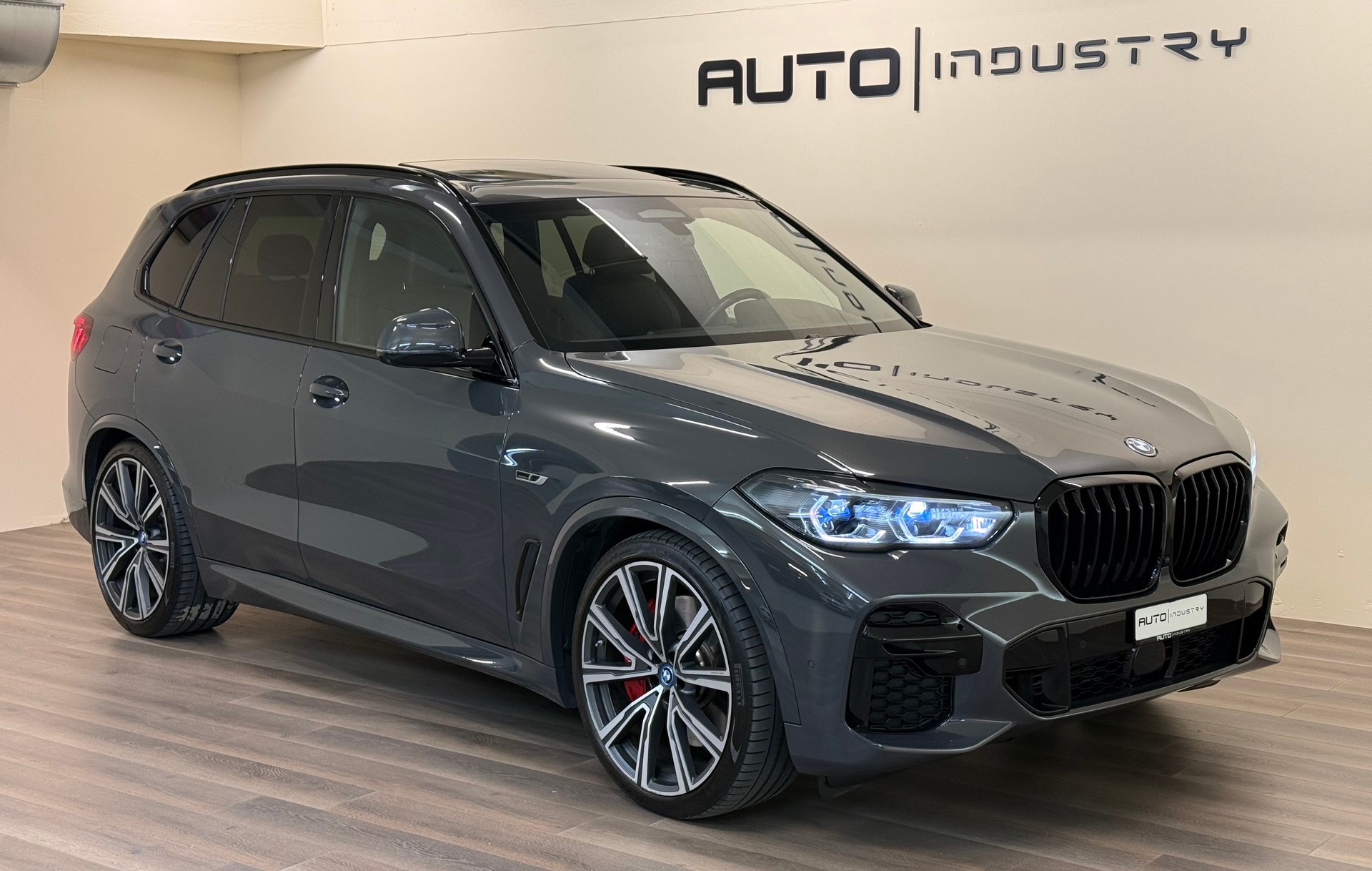 BMW X5 xDrive45e M Sport Steptronic-image-5