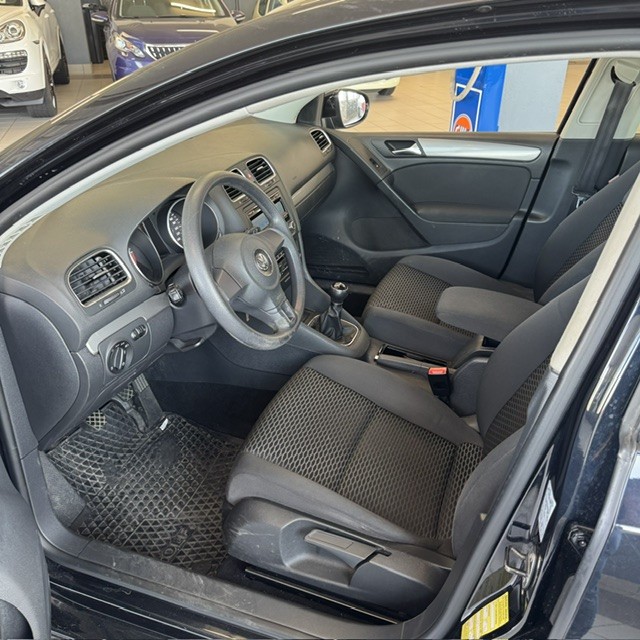 VW Golf 1.6 TDI Comfortline-image-4