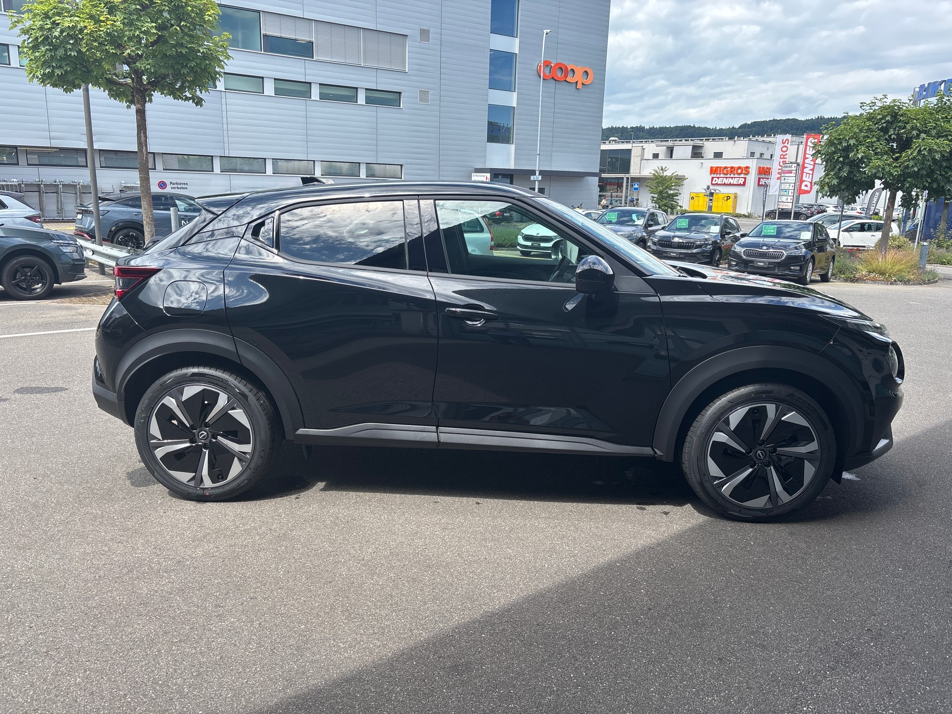NISSAN Juke 1.6 FHEV Tekna-image-4
