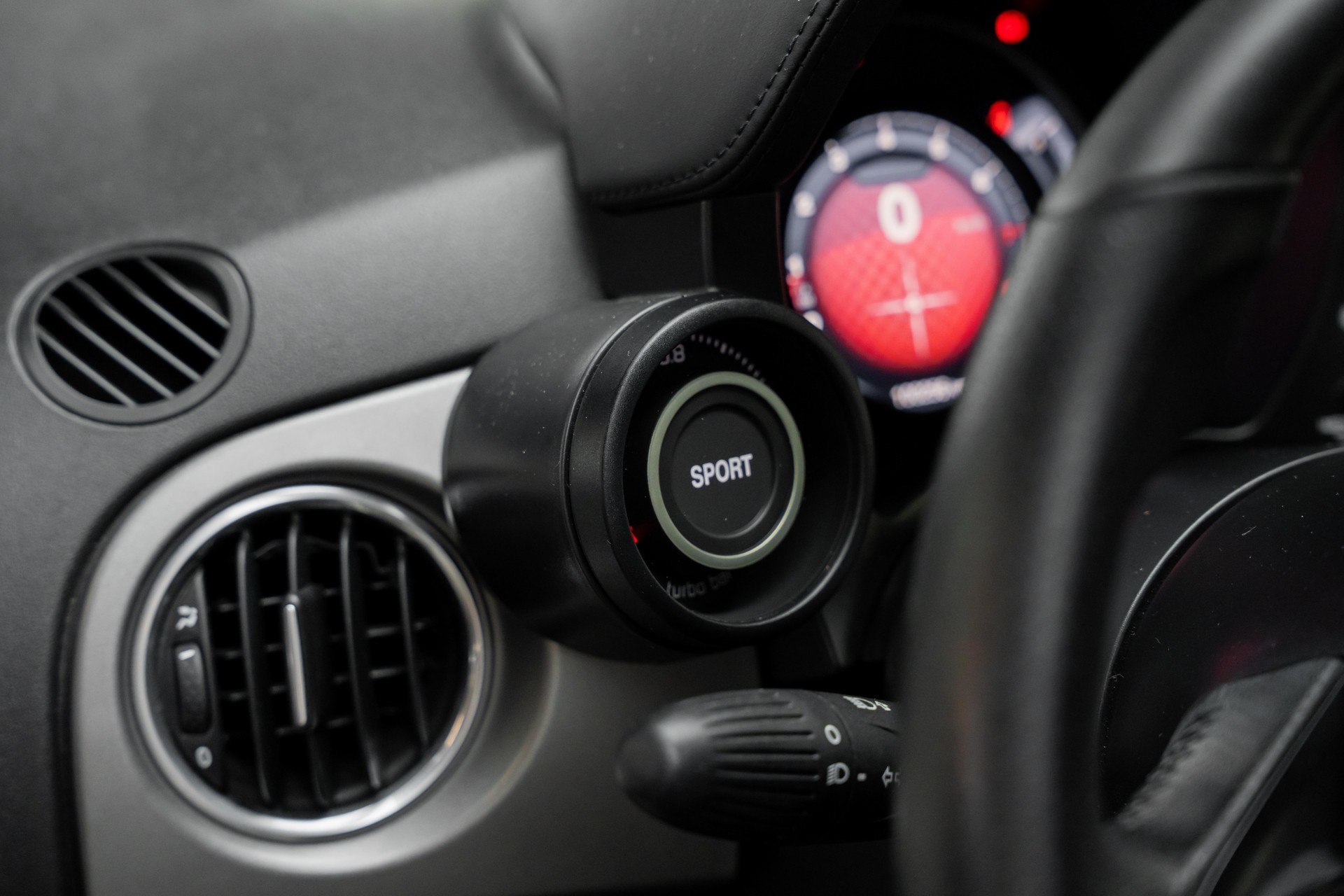 FIAT 595 1.4 16V Turbo Abarth Turismo-image-14