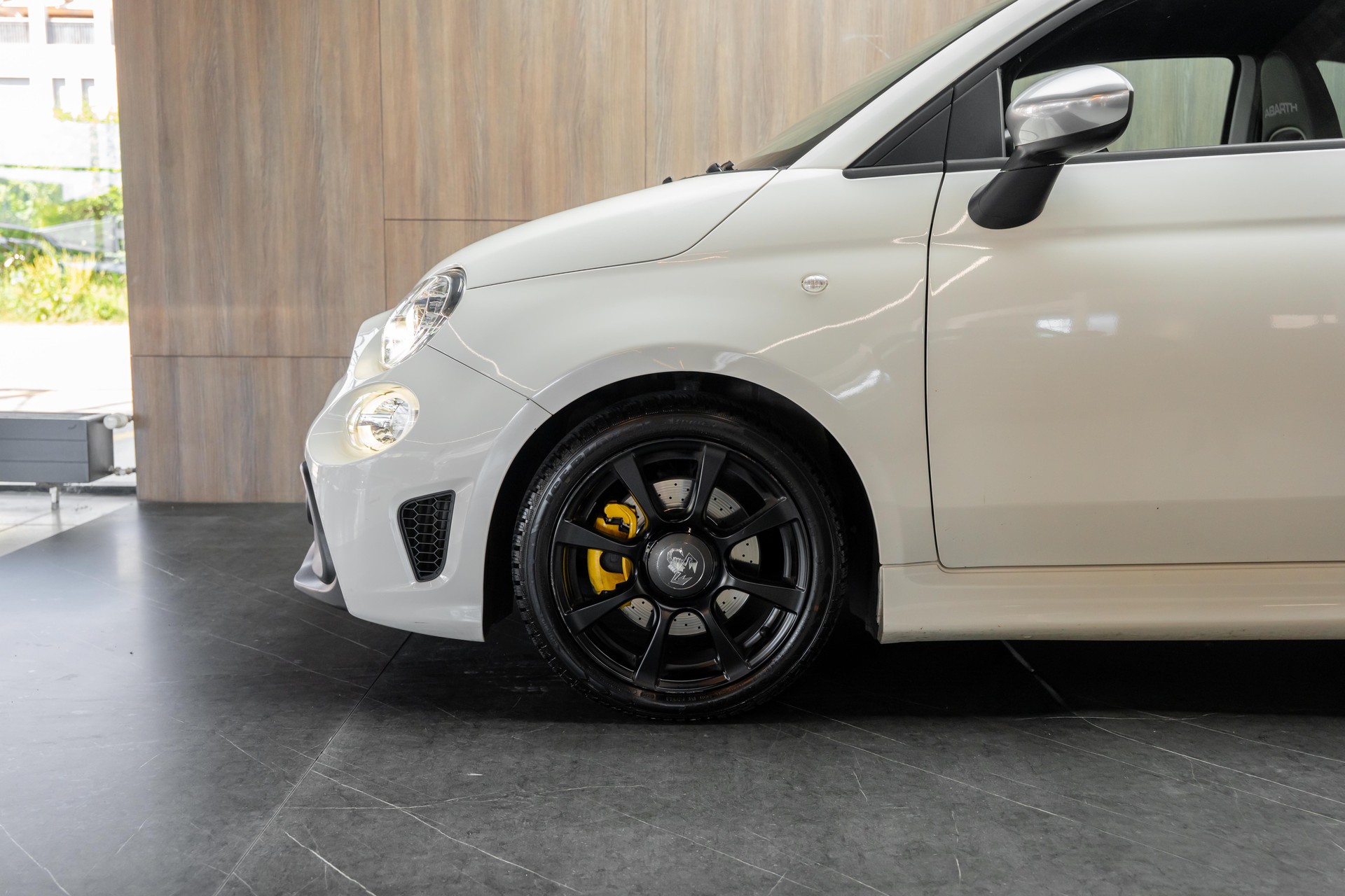 FIAT 595 1.4 16V Turbo Abarth Turismo-image-25