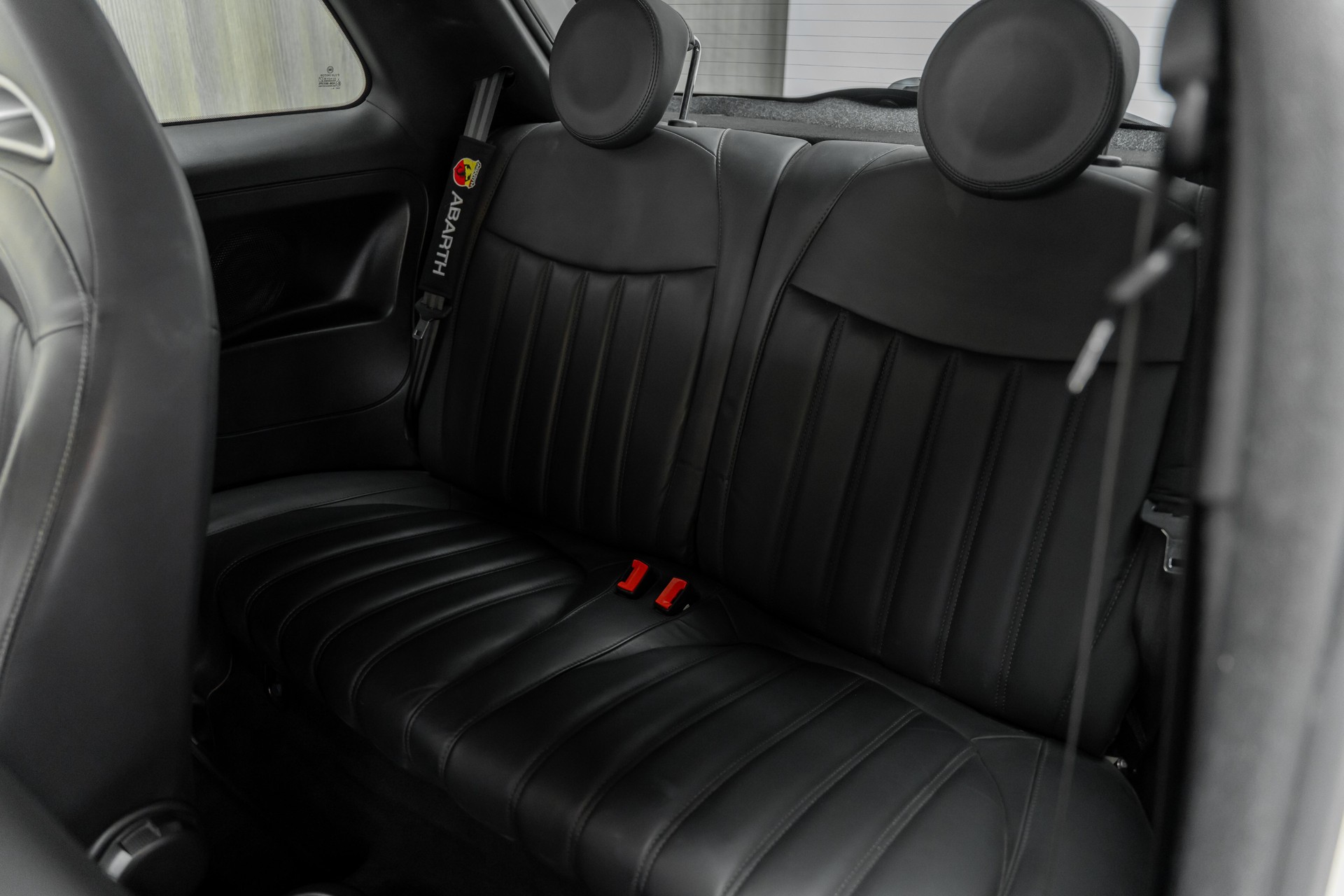 FIAT 595 1.4 16V Turbo Abarth Turismo-image-6