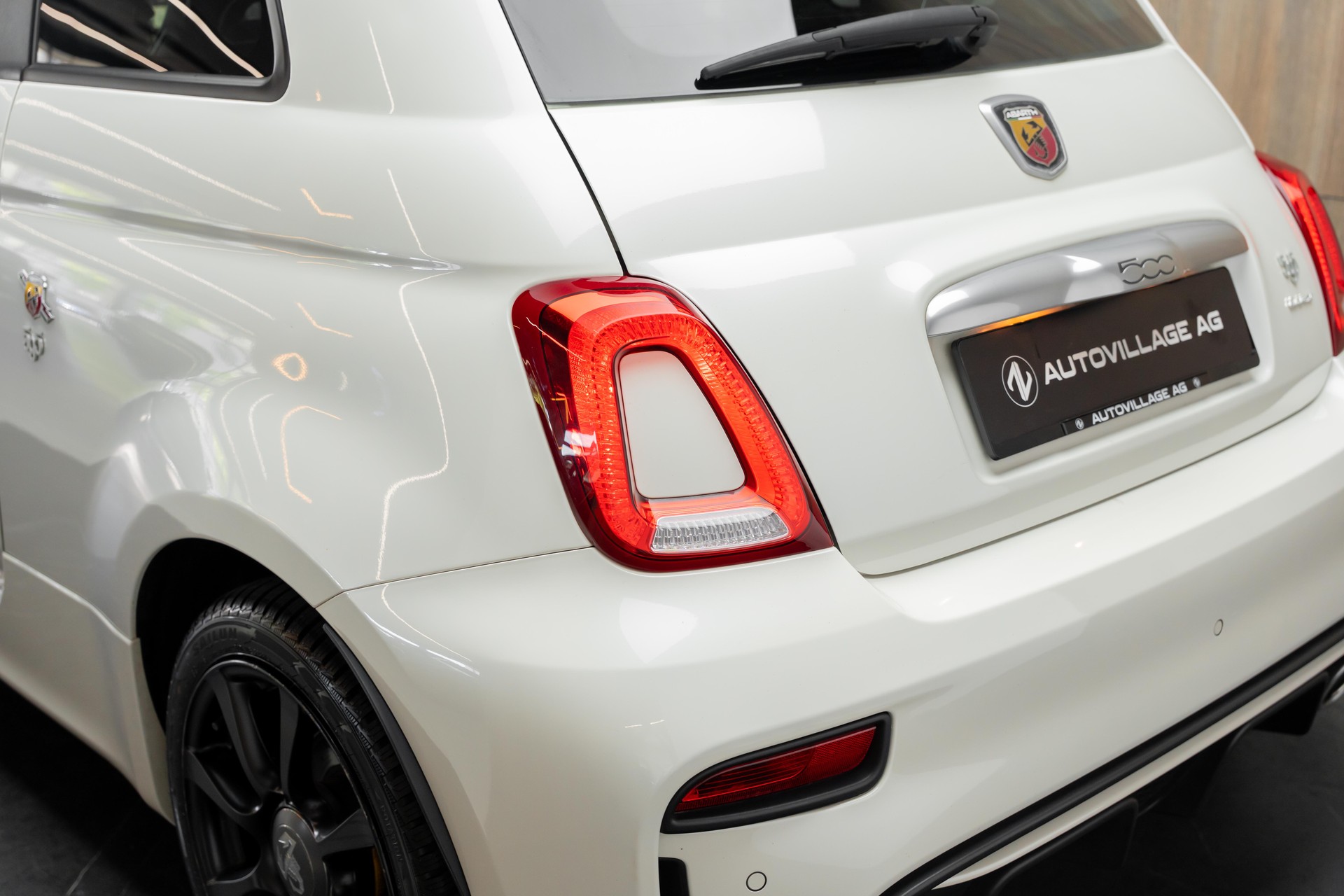 FIAT 595 1.4 16V Turbo Abarth Turismo-image-18