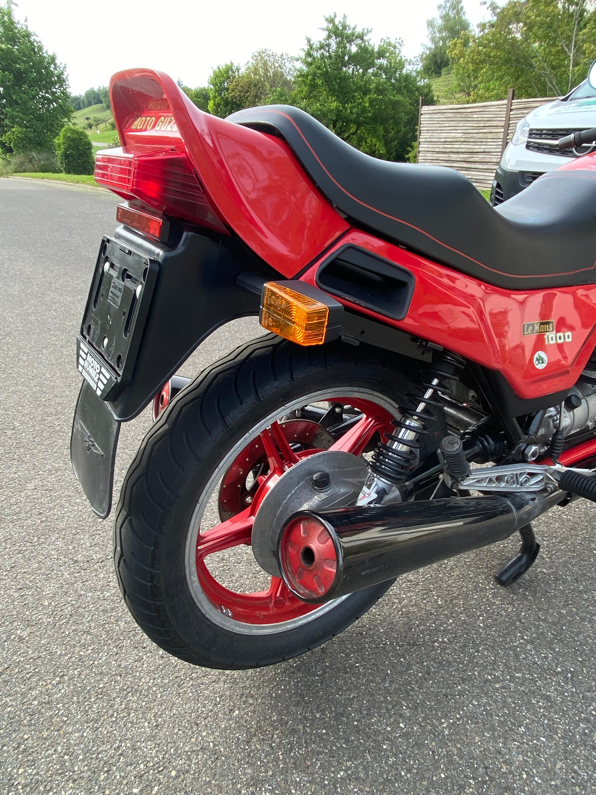 MOTO GUZZI Le Mans 1000-image-8