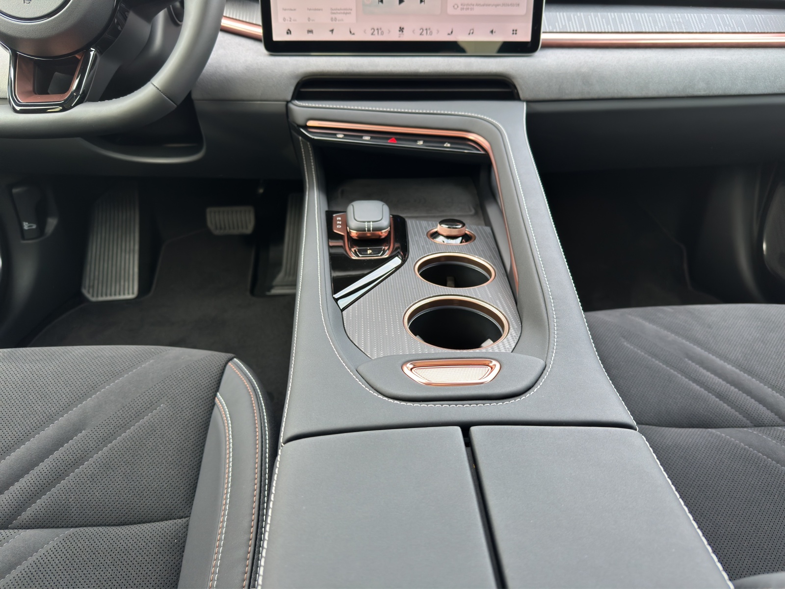 ZEEKR 001 Performance AWD-image-6