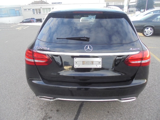MERCEDES-BENZ C 220 d 4Matic 7G-Tronic-image-11