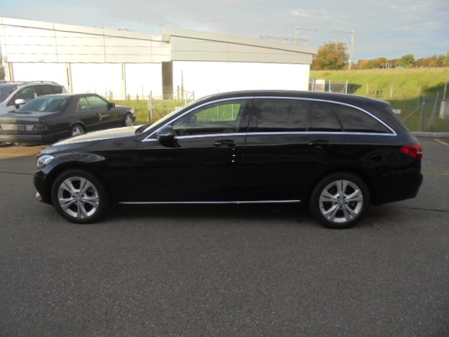 MERCEDES-BENZ C 220 d 4Matic 7G-Tronic-image-2