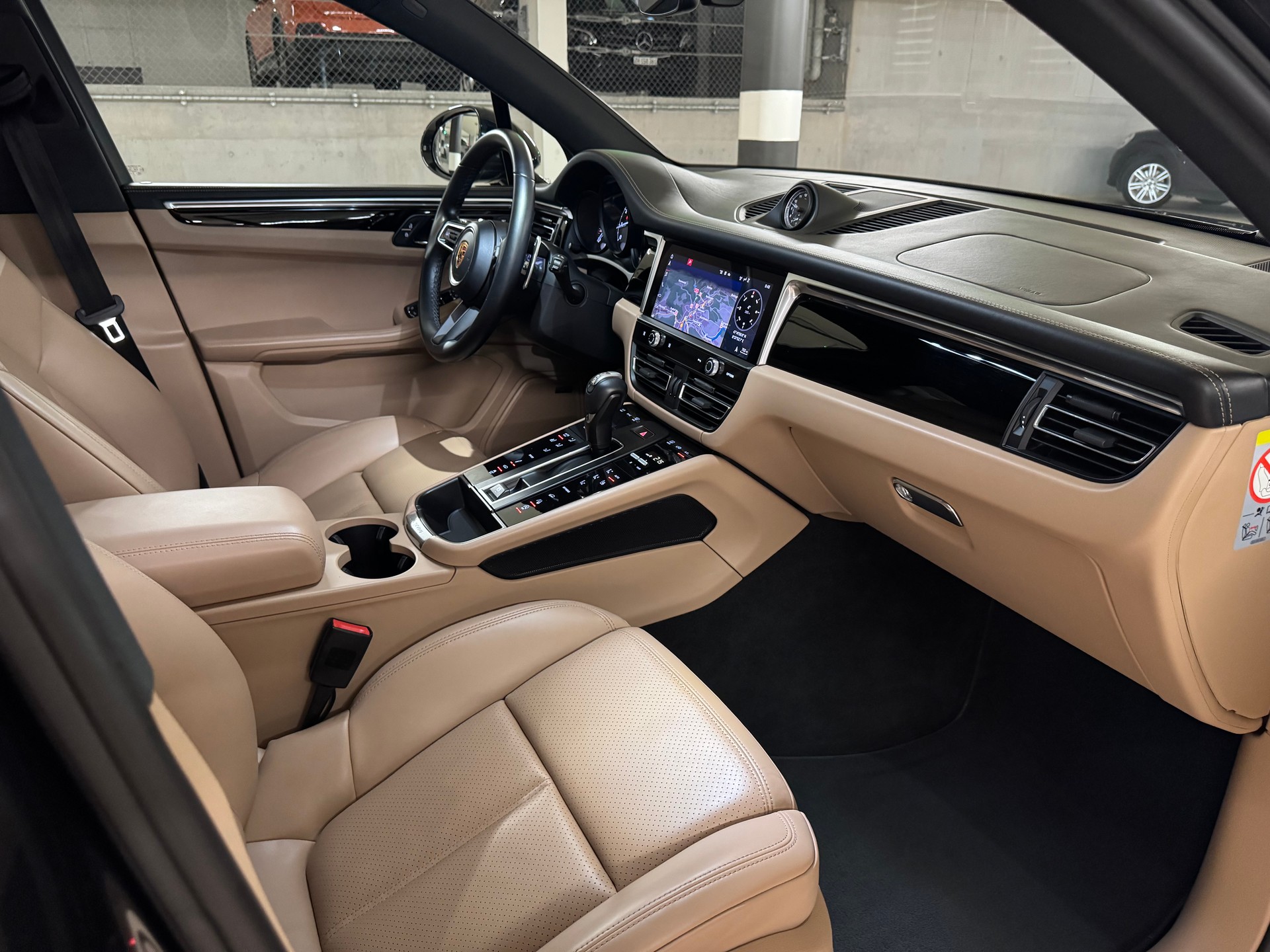 PORSCHE Macan S PDK-image-10