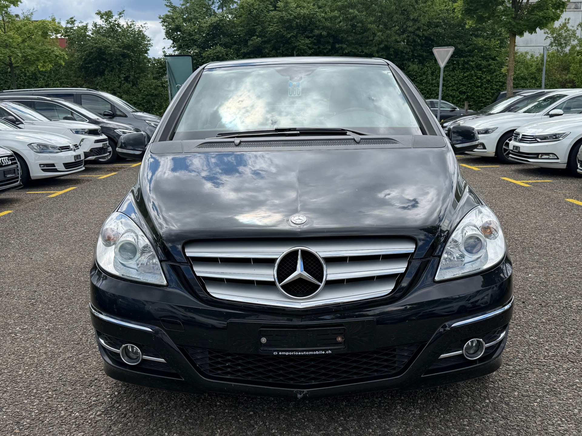 MERCEDES-BENZ B 180 (170) Autotronic-showroom-element-1