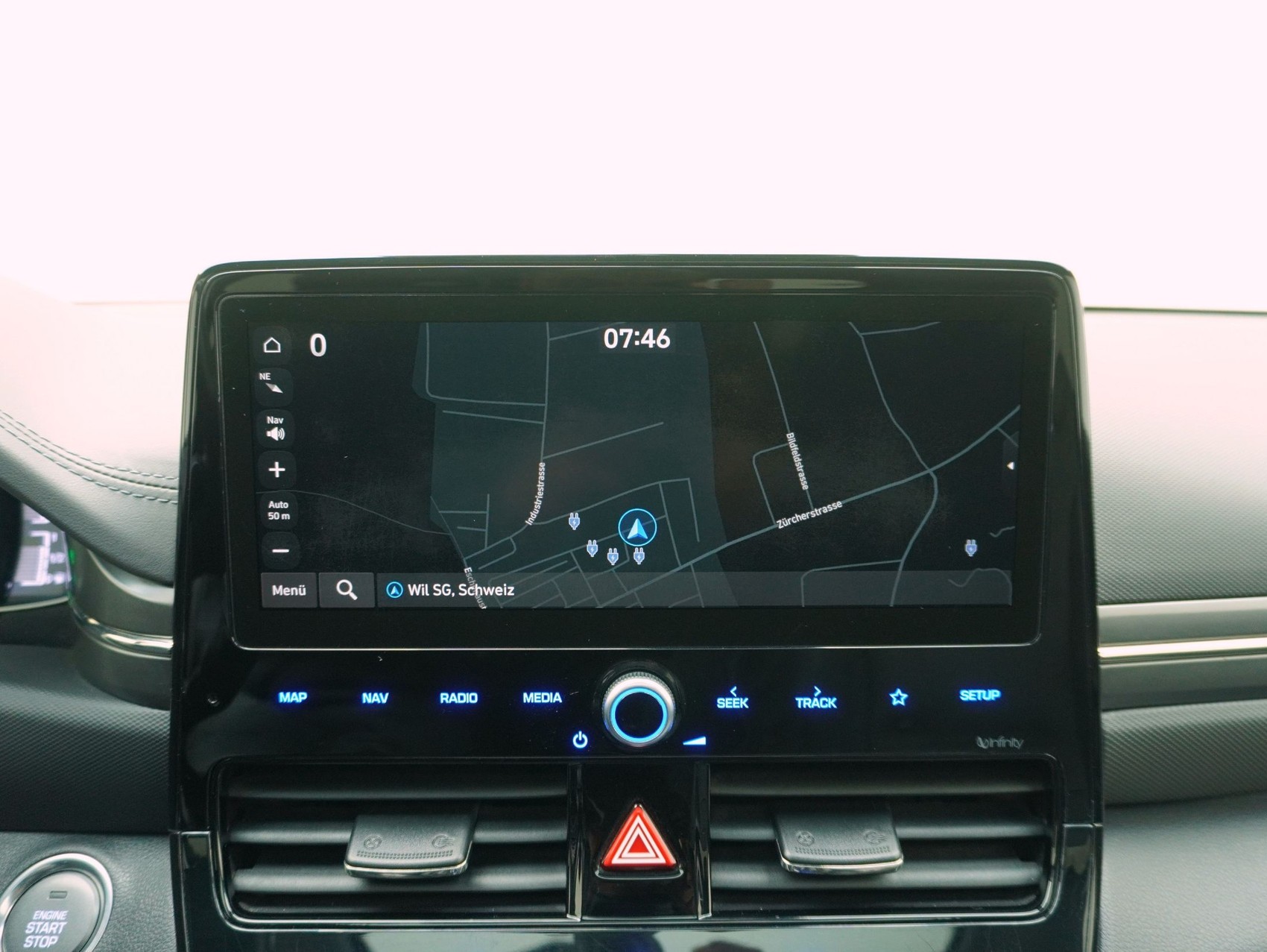 HYUNDAI Ioniq 1.6 GDi Plug-in Hybrid Launch Plus-image-19