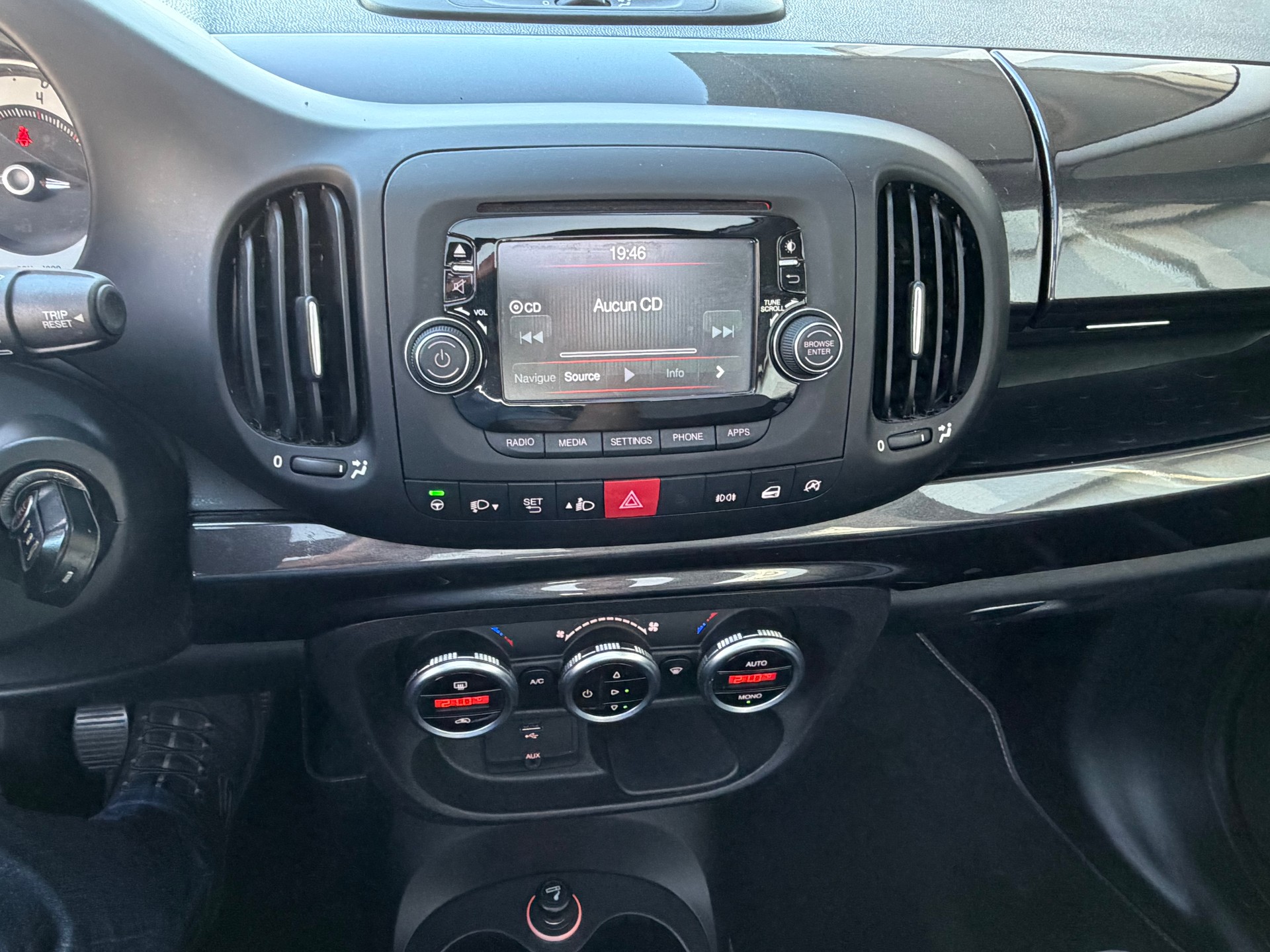 FIAT 500L 0.9 Twinair Trekking Line-image-10