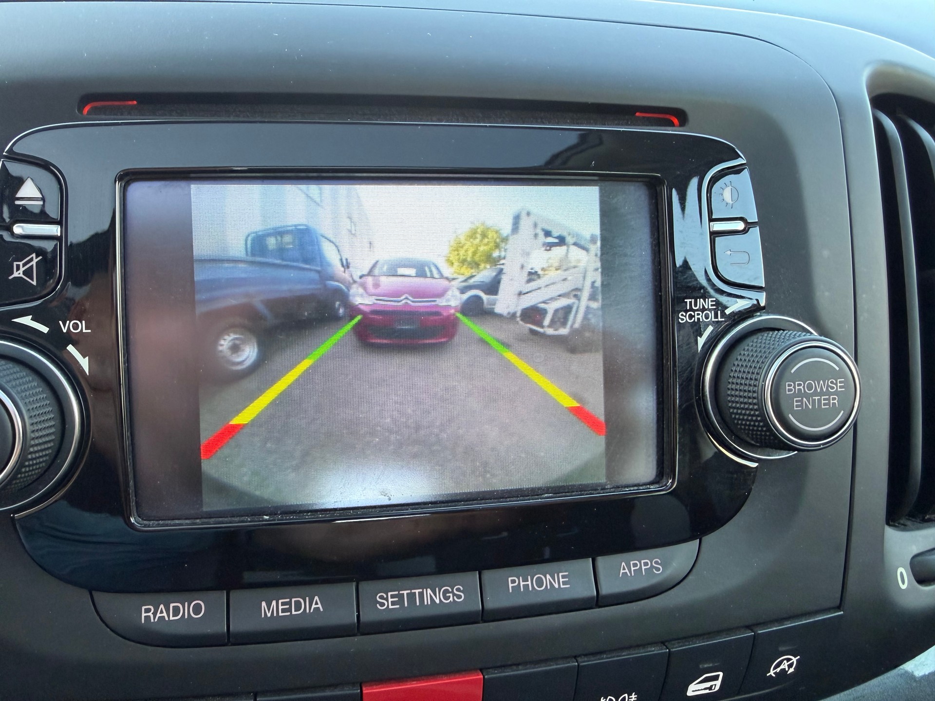 FIAT 500L 0.9 Twinair Trekking Line-image-14