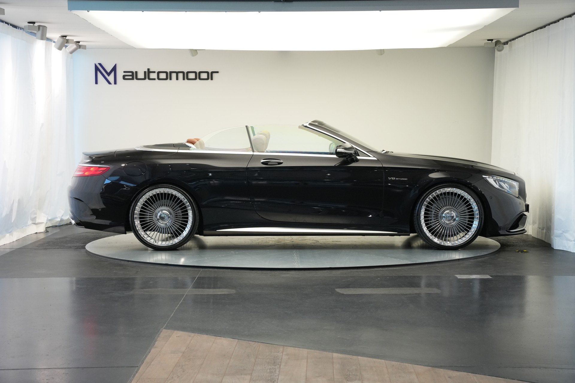 MERCEDES-BENZ S 63 AMG Cabriolet 4Matic Speedshift MCT *CH-Fahrzeug* *Designo Mokkaschwarz* *Swarowski*-showroom-element-3