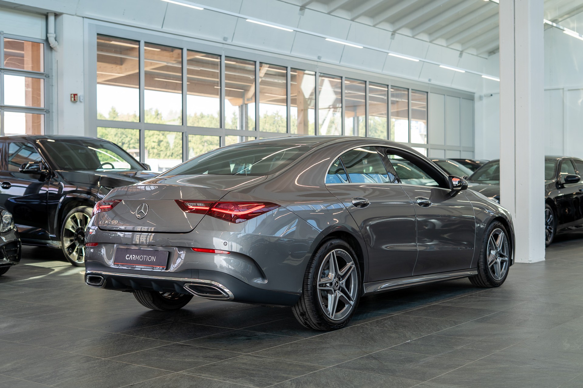 MERCEDES-BENZ CLA 200 AMG Line / Rückfahrkamera / Ambientebeleuchtung / Navi-showroom-element-3