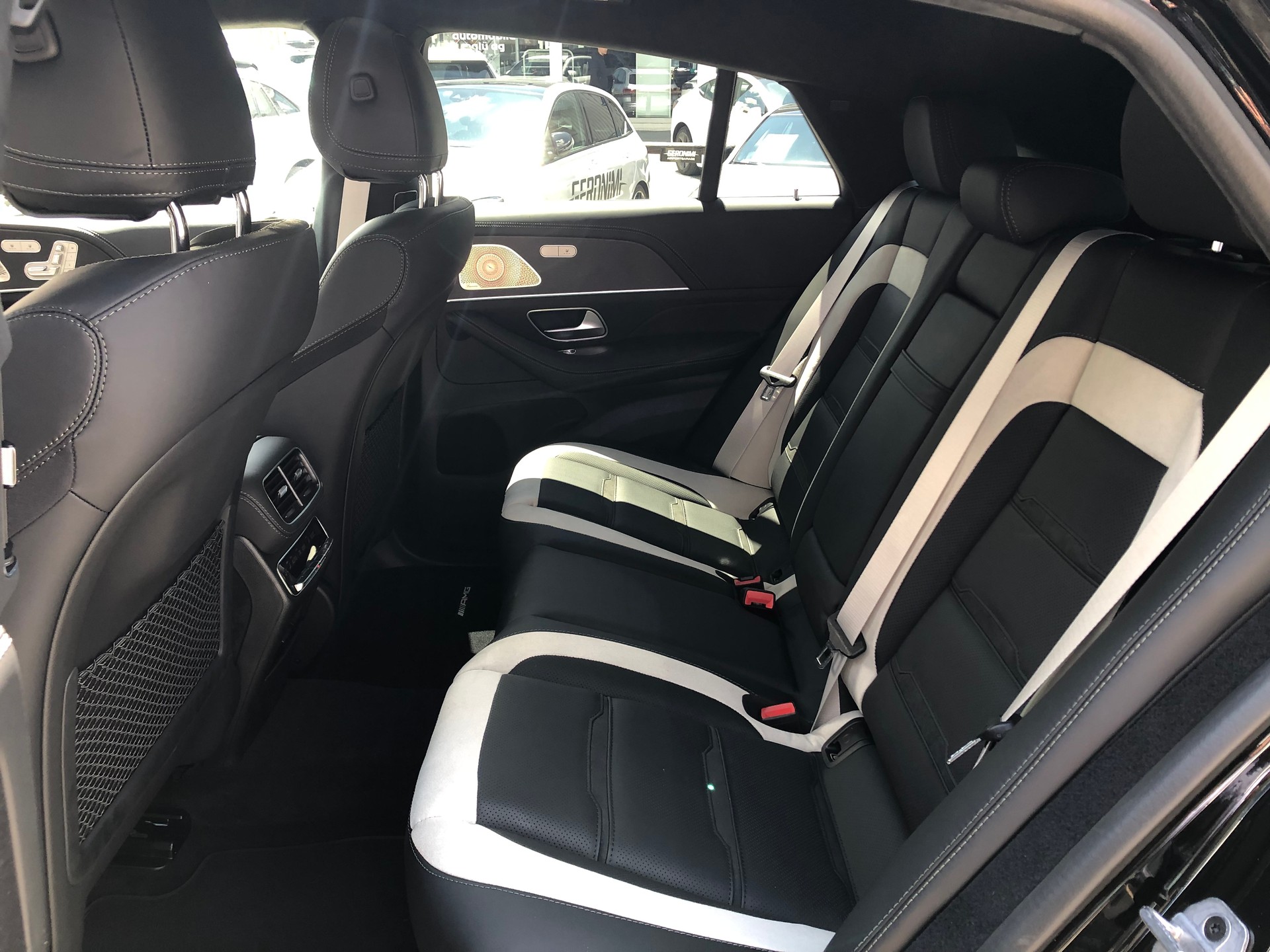 MERCEDES-BENZ GLE 63 S AMG 4matic+ Coupé-image-11
