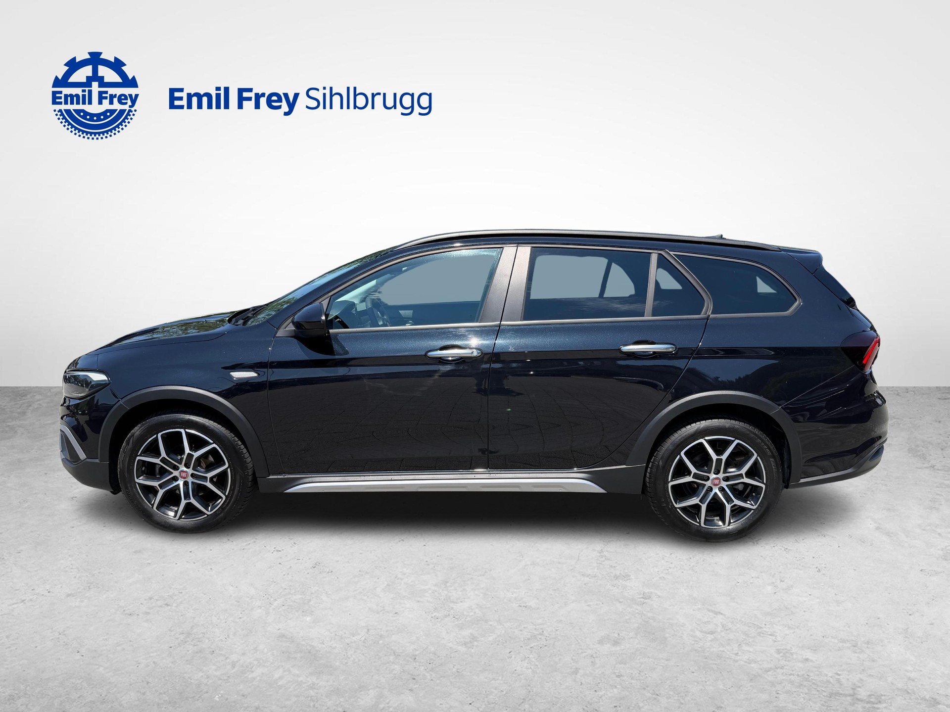 FIAT Tipo SW 1.5 Hybrid Swiss Cross-image-4