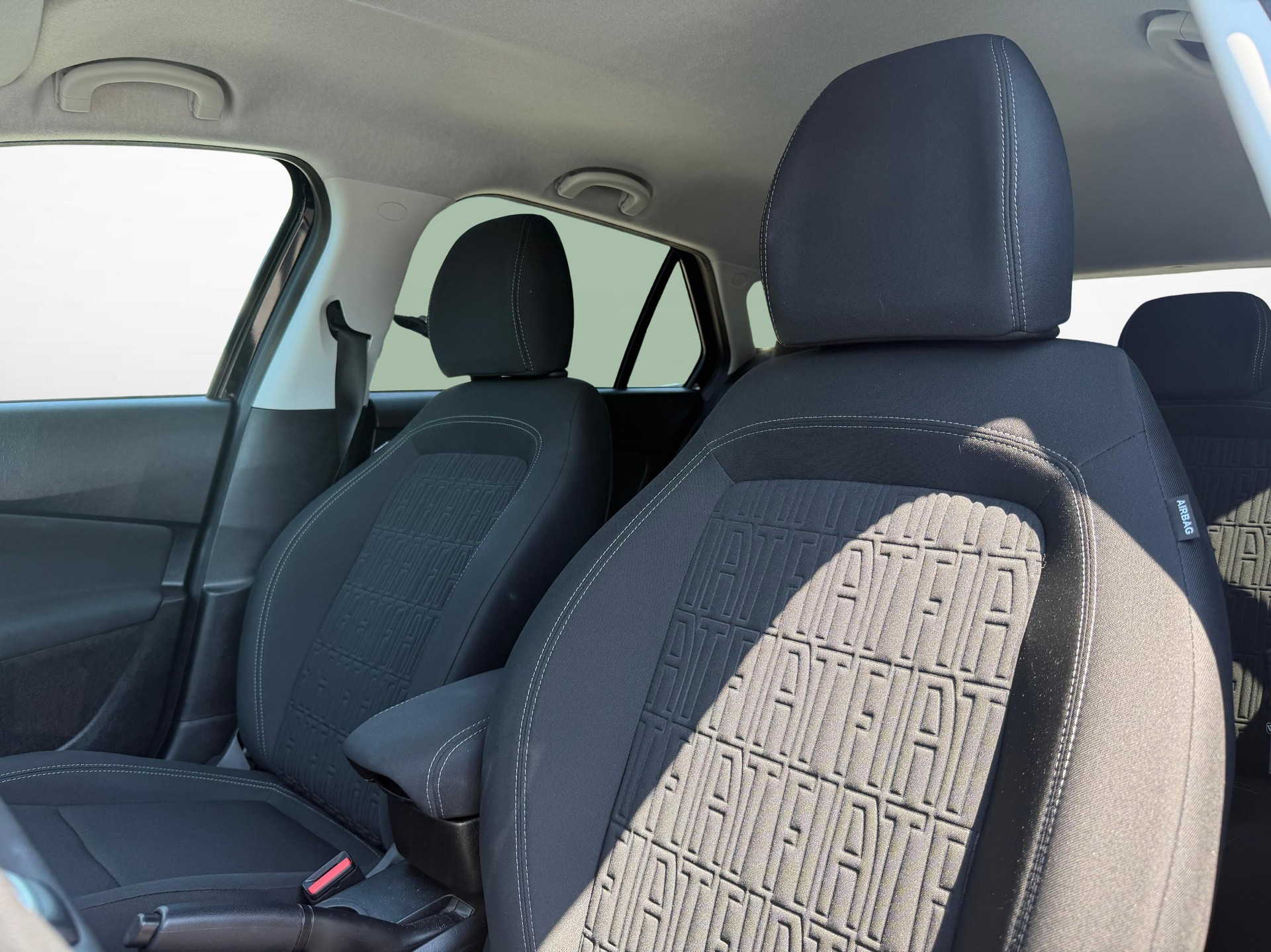 FIAT Tipo SW 1.5 Hybrid Swiss Cross-showroom-element-2