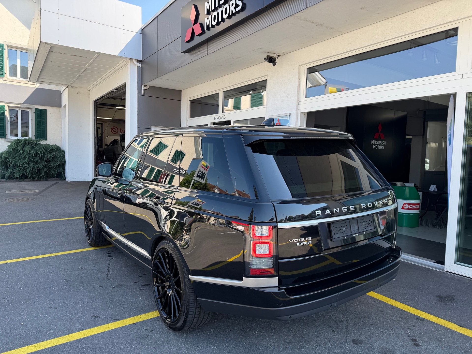 LAND ROVER Range Rover 4.4 SDV8 Vogue Automatic-image-6