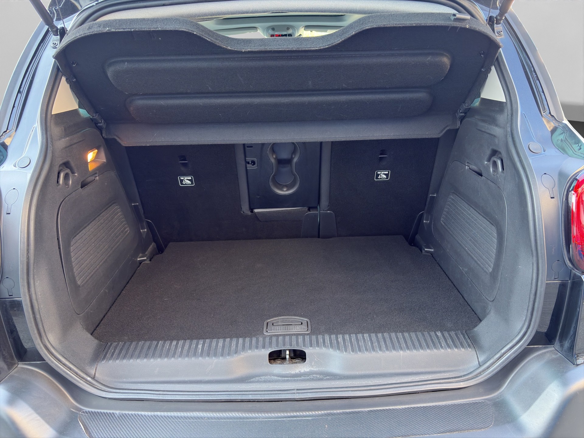 CITROEN C3 Aircross 1.2i PureTech Shine EAT-image-11