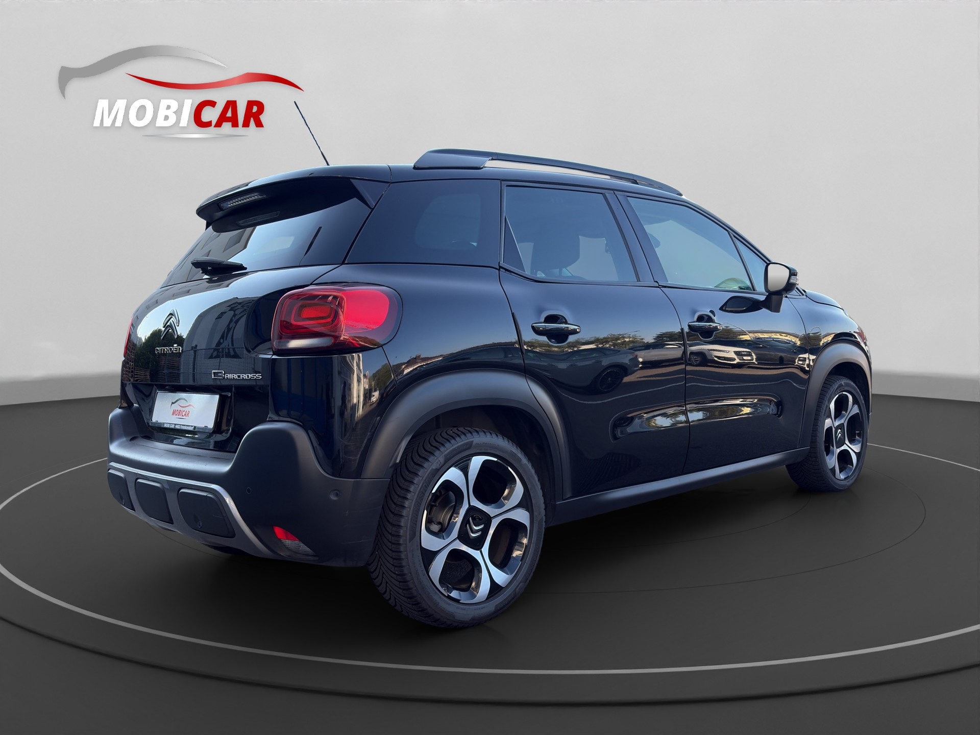 CITROEN C3 Aircross 1.2i PureTech Shine EAT-image-4