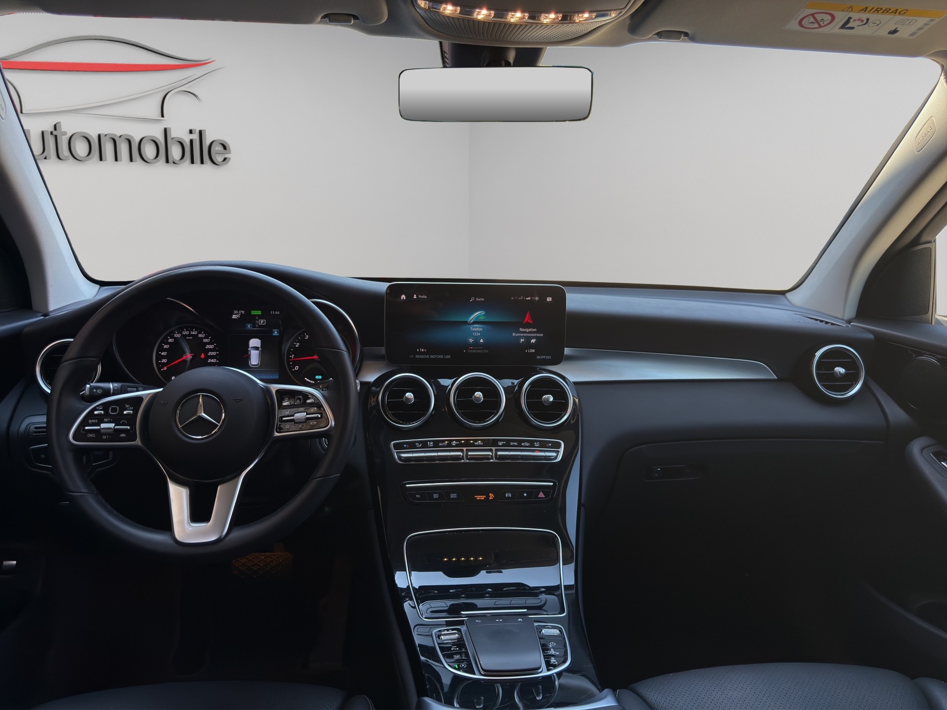 MERCEDES-BENZ GLC 200 4Matic 9G-Tronic-image-10