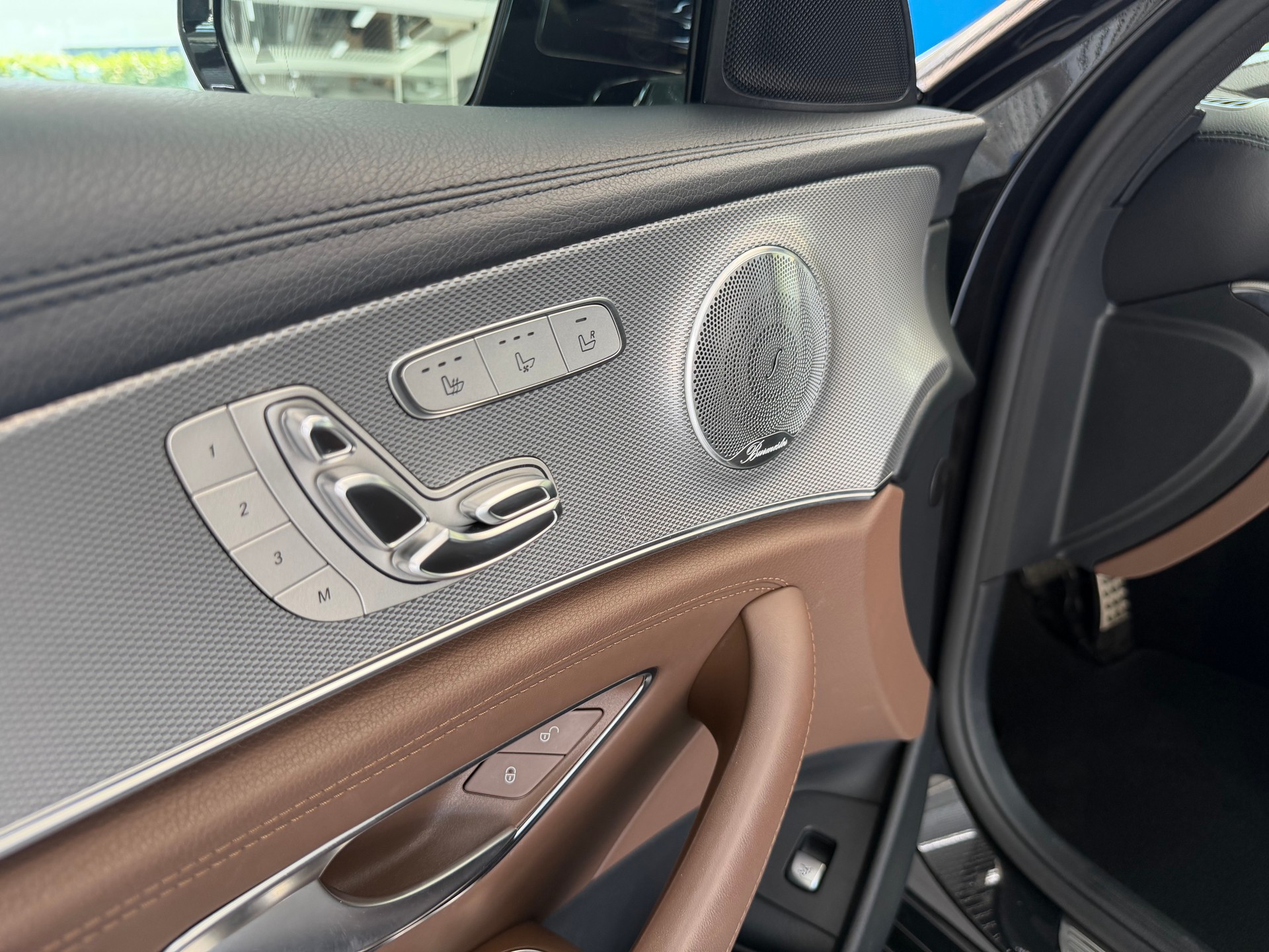 MERCEDES-BENZ E 43 AMG 4 Matic 9G-Tronic-image-22