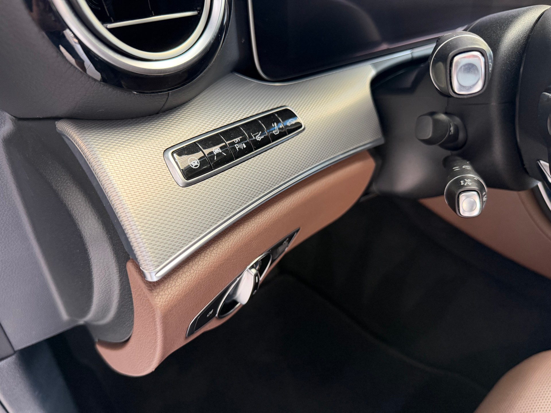 MERCEDES-BENZ E 43 AMG 4 Matic 9G-Tronic-image-21