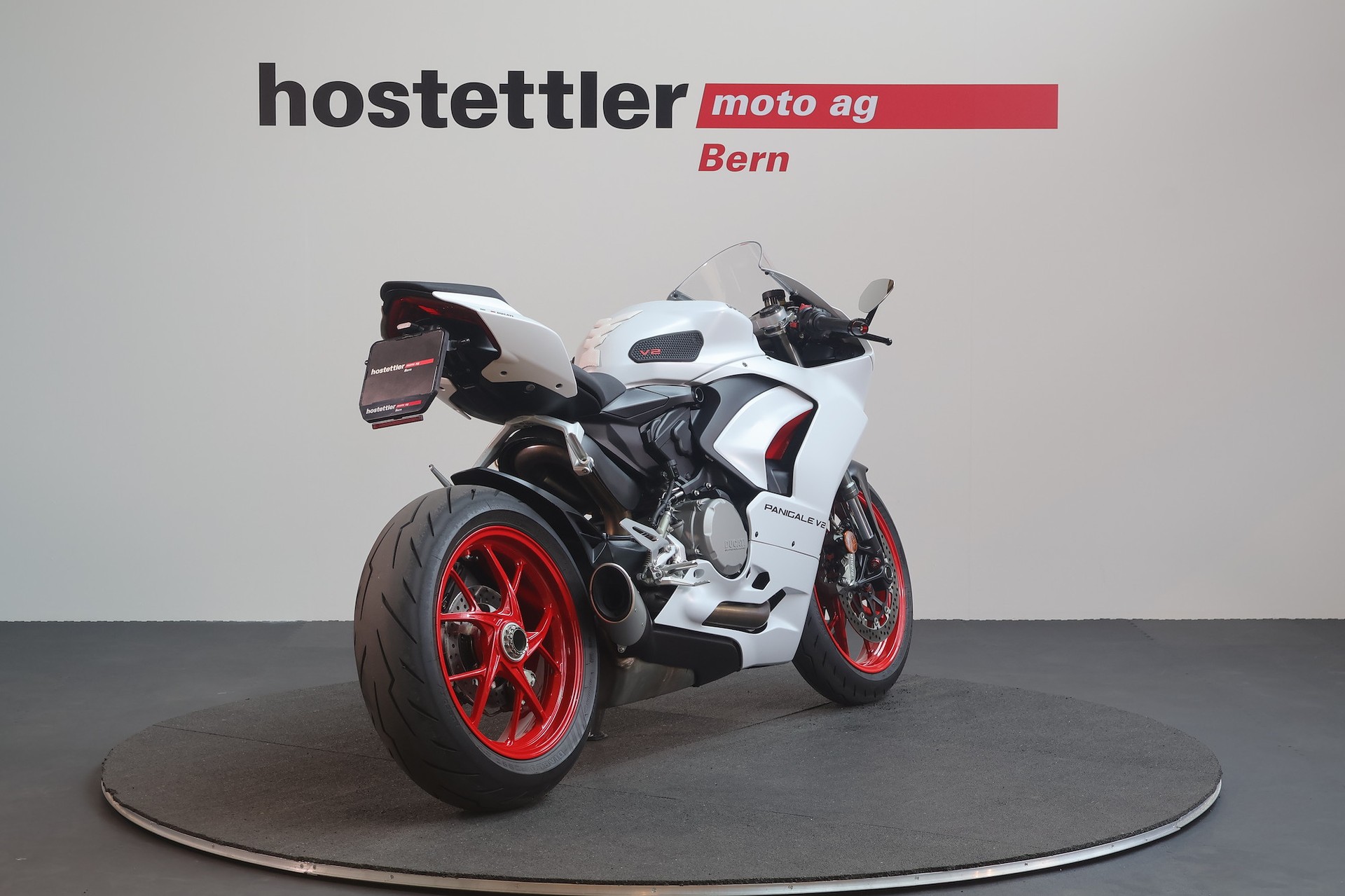 DUCATI Panigale V2-image-2