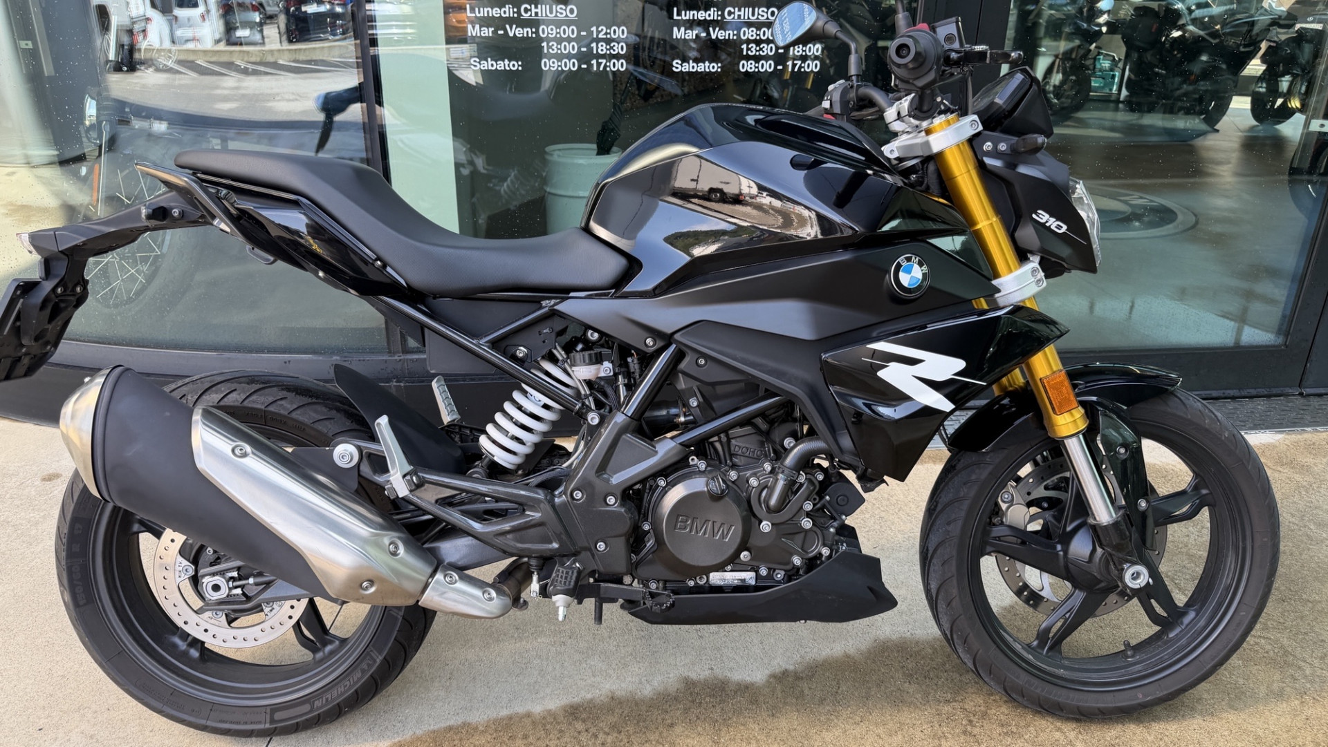 BMW G 310 R Passion-image-1