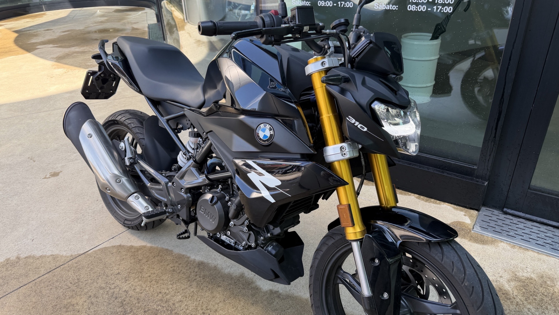 BMW G 310 R Passion-image-3