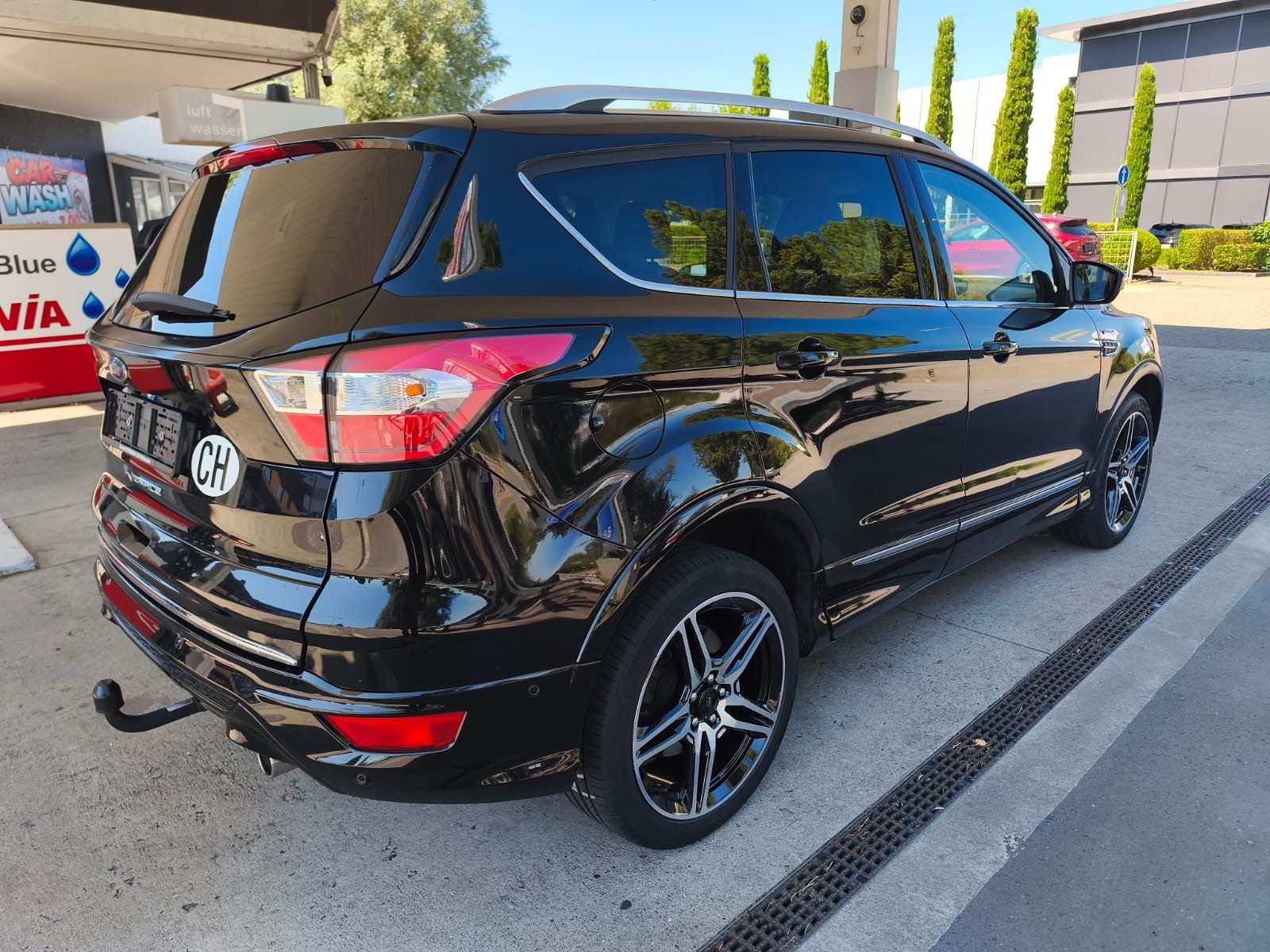 FORD Kuga 2.0 TDCi Vignale 4WD PowerShift-showroom-element-2