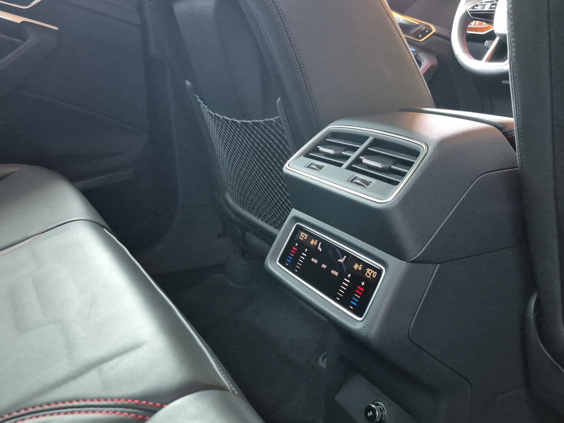 AUDI Q8 Sportback 50 e-tron S line quattro *Mega Ausstattung/Sportsitze/Panodach/Full S-Line* AKKU 99.8%-image-13