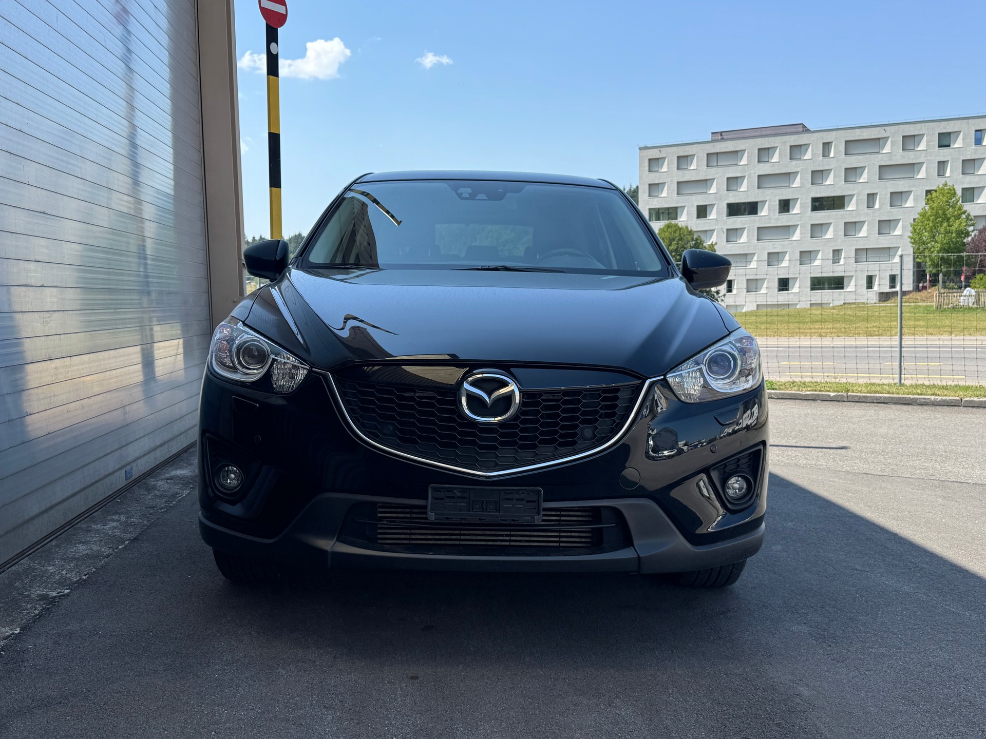 MAZDA CX-5 2.2 D HP Revolution AWD Automatic-showroom-element-1