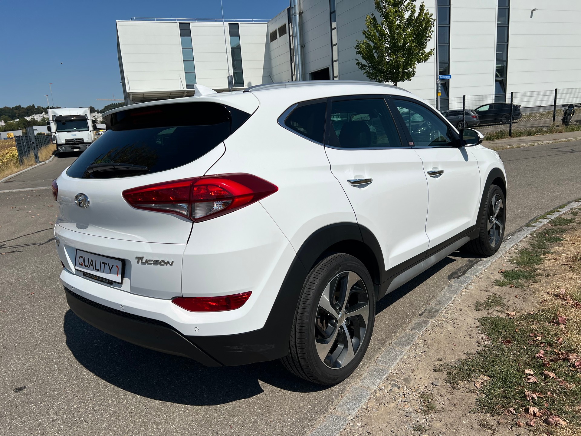 HYUNDAI Tucson 1.7 CRDI Vertex 2WD DTC 7-image-6