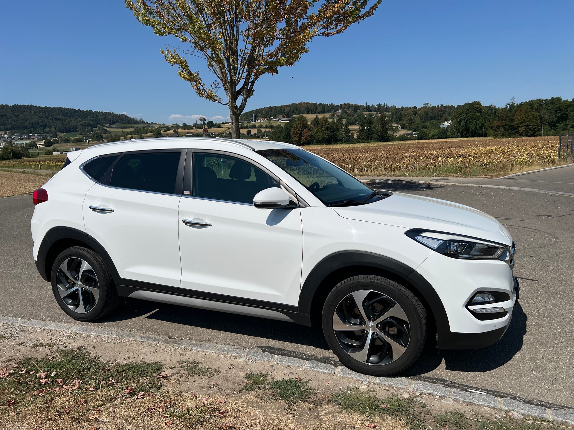 HYUNDAI Tucson 1.7 CRDI Vertex 2WD DTC 7-showroom-element-2