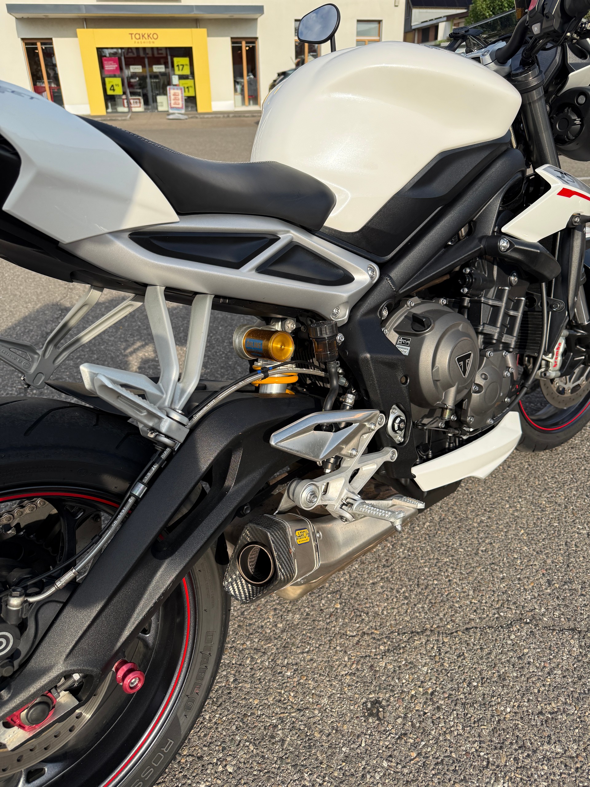 TRIUMPH Street Triple RS 765 ABS-image-1