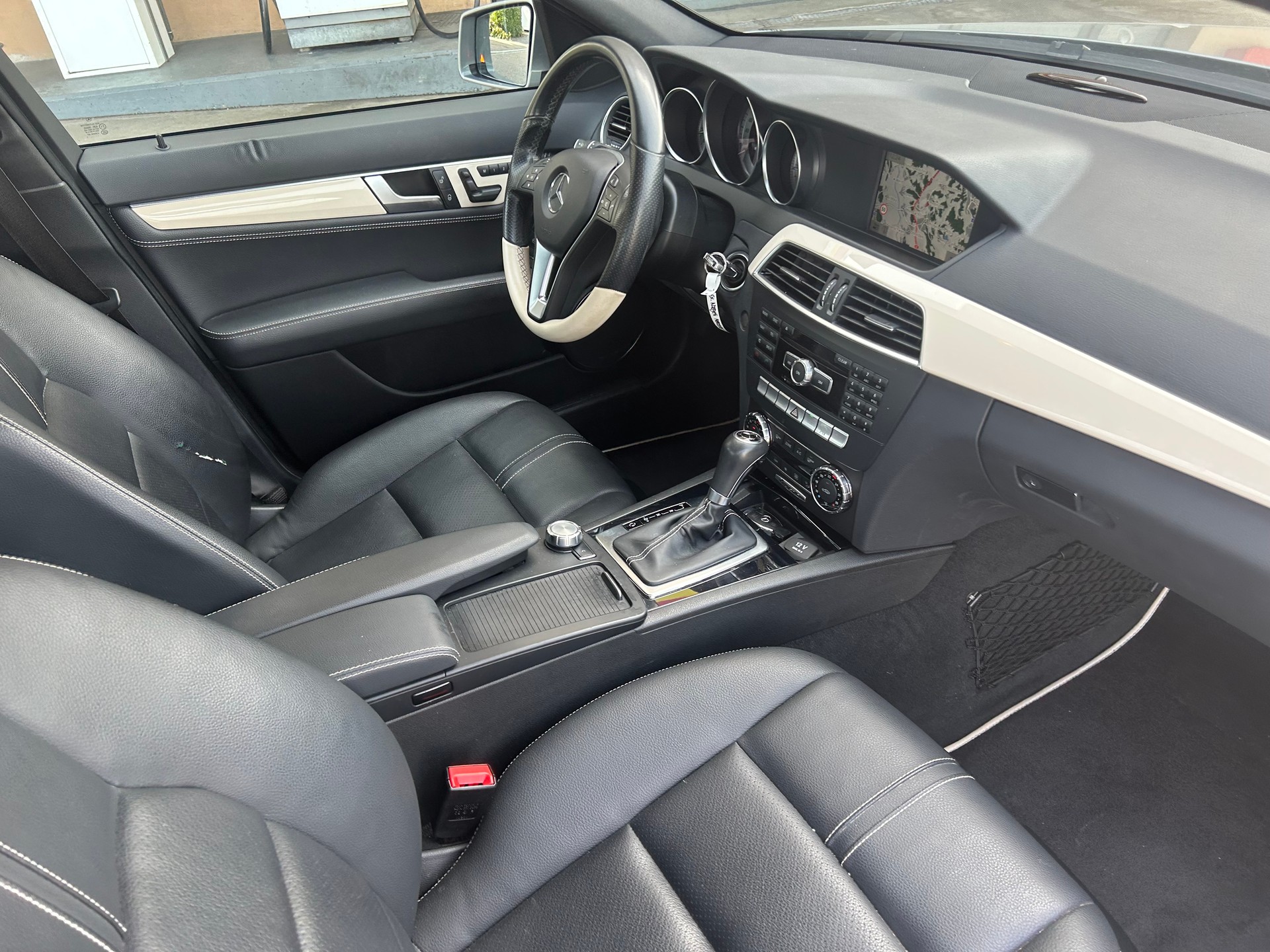 MERCEDES-BENZ C 250 CDI Elégance 4Matic 7G-Tronic-image-7