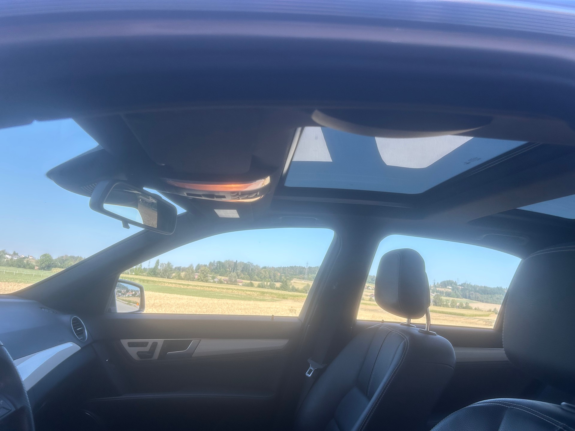 MERCEDES-BENZ C 250 CDI Elégance 4Matic 7G-Tronic-image-14