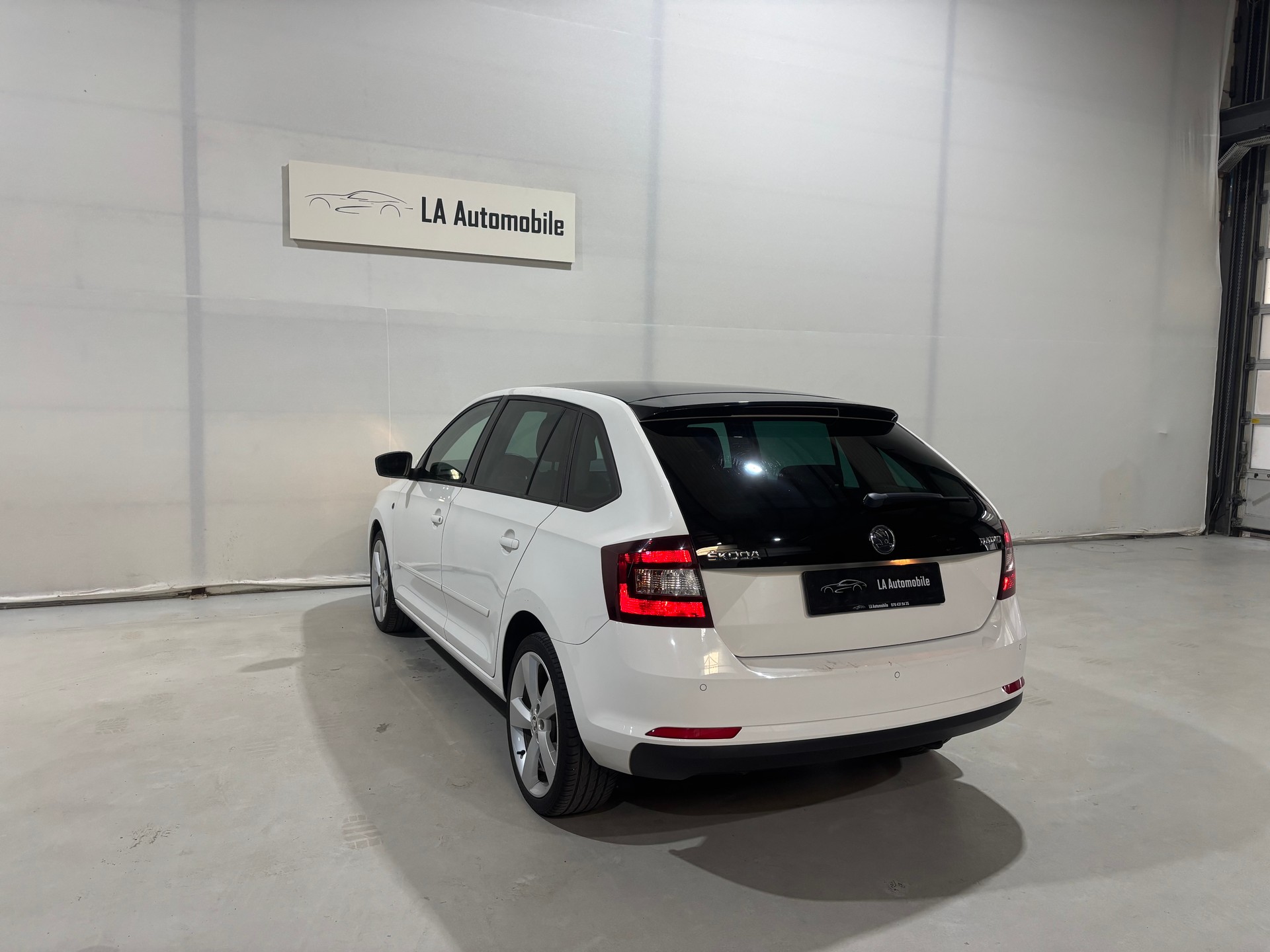 SKODA Rapid Spaceback 1.4 TSI Elegance DSG-image-9