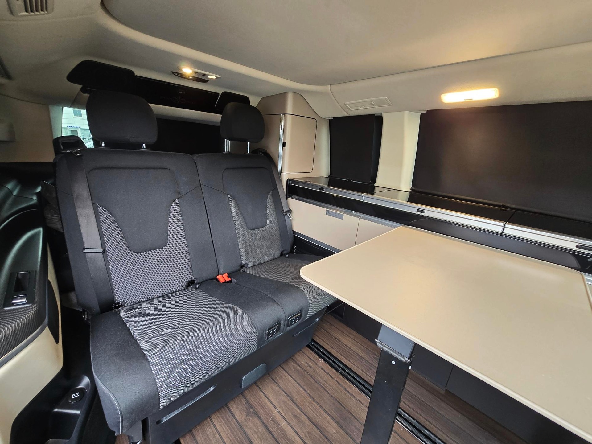 MERCEDES-BENZ Marco Polo 250 d AMG LINE 4Matic 7G-Tronic-image-9
