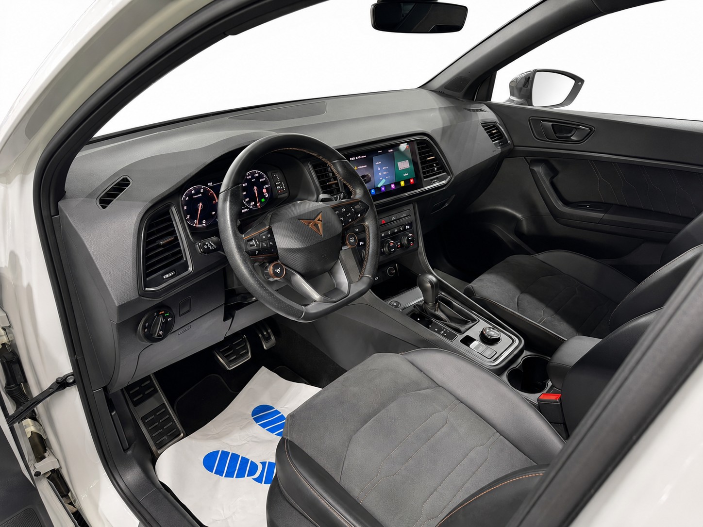 CUPRA Ateca 2.0TSI 4Drive DSG * Supersportlenkrad *-image-8