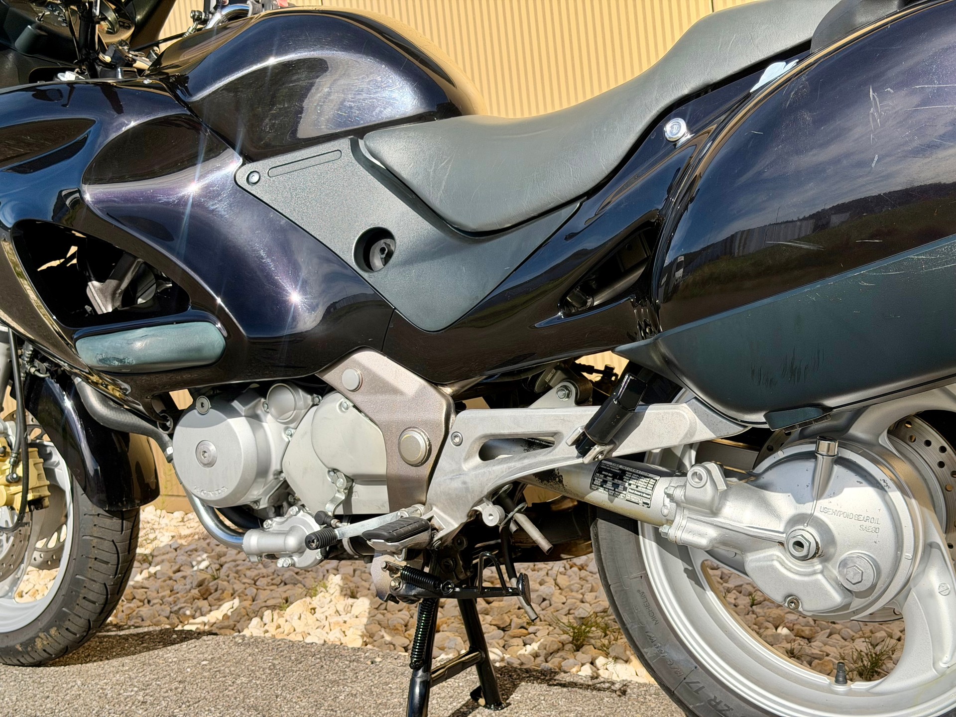HONDA NT 650 V Deauville-image-13